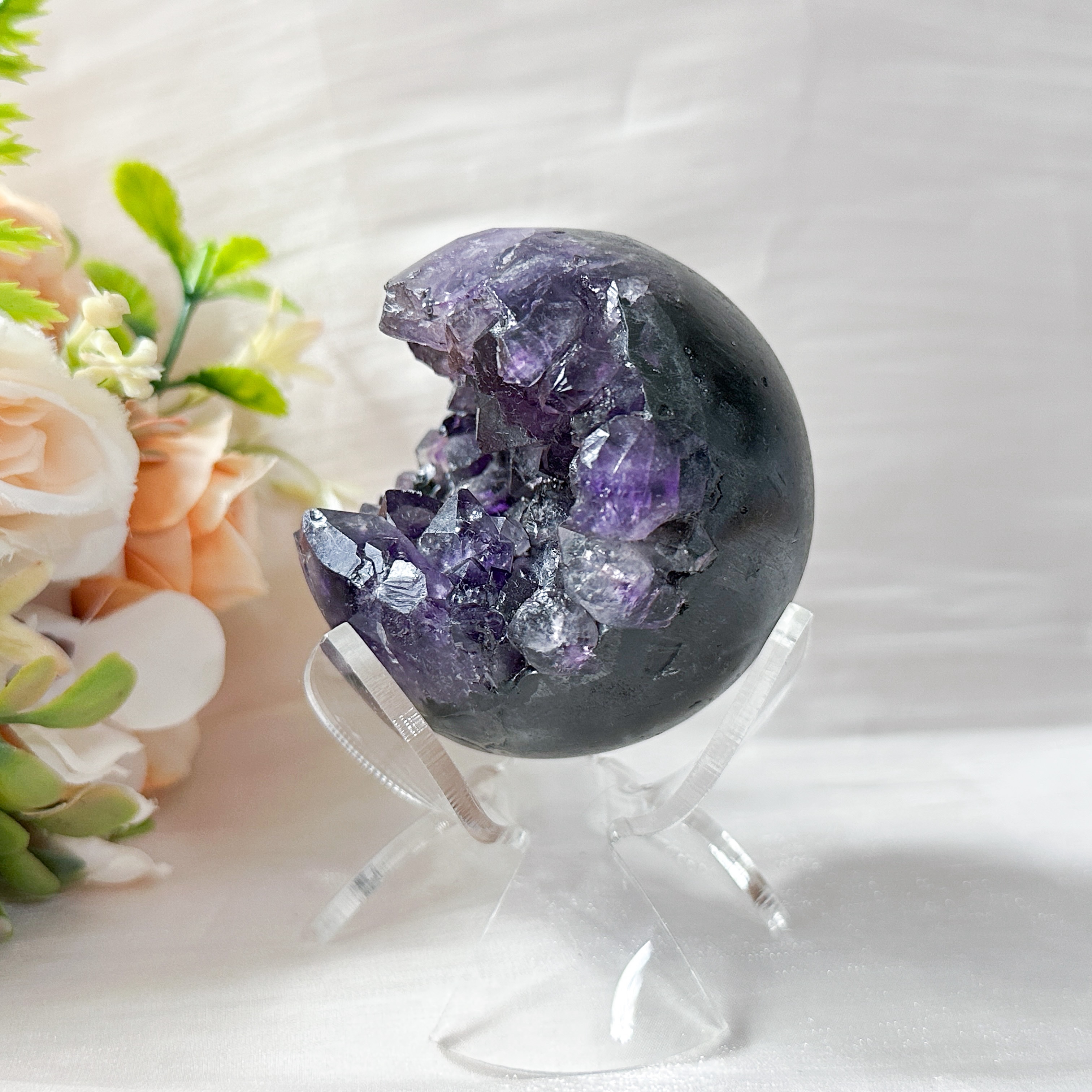 Amethyst Raw Sphere w Sphere Stand