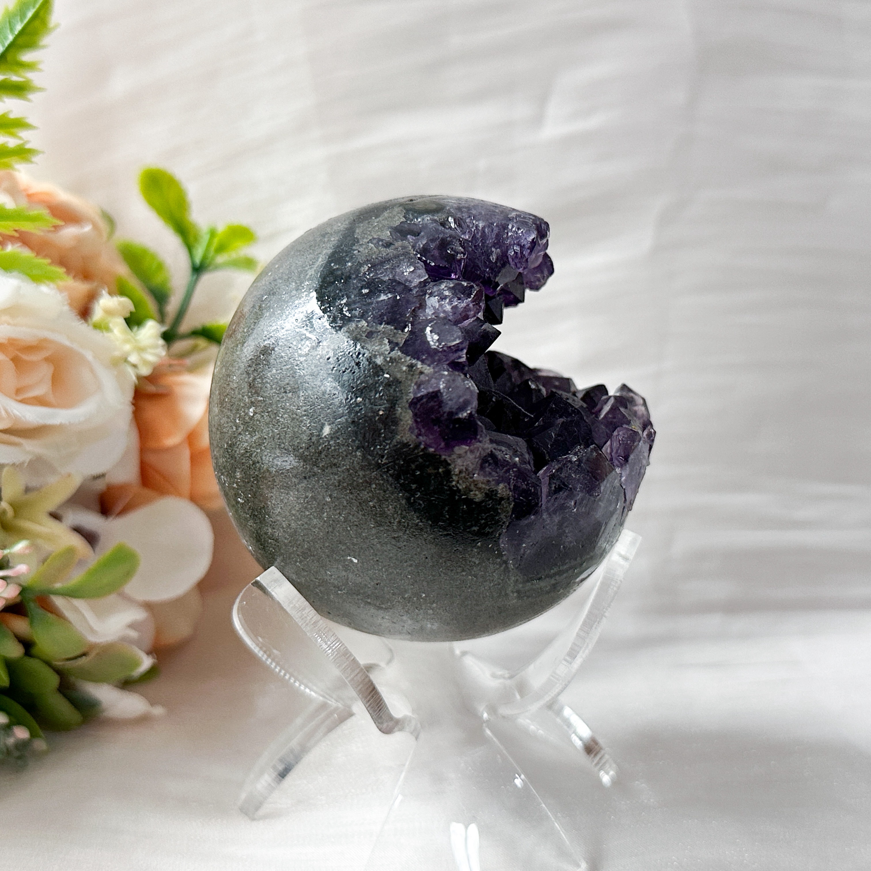 Amethyst Raw Sphere w Sphere Stand