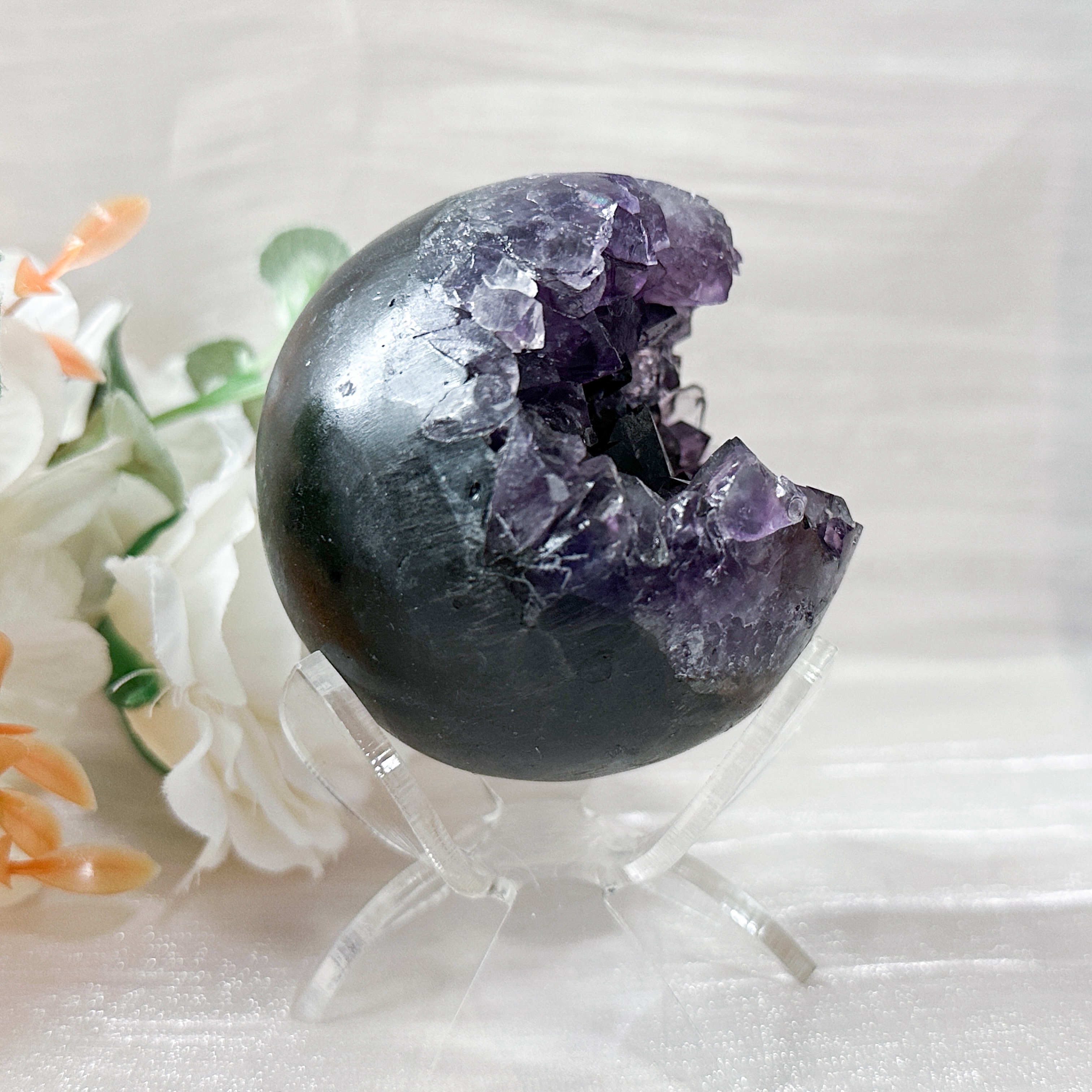 Amethyst Raw Sphere w Sphere Stand