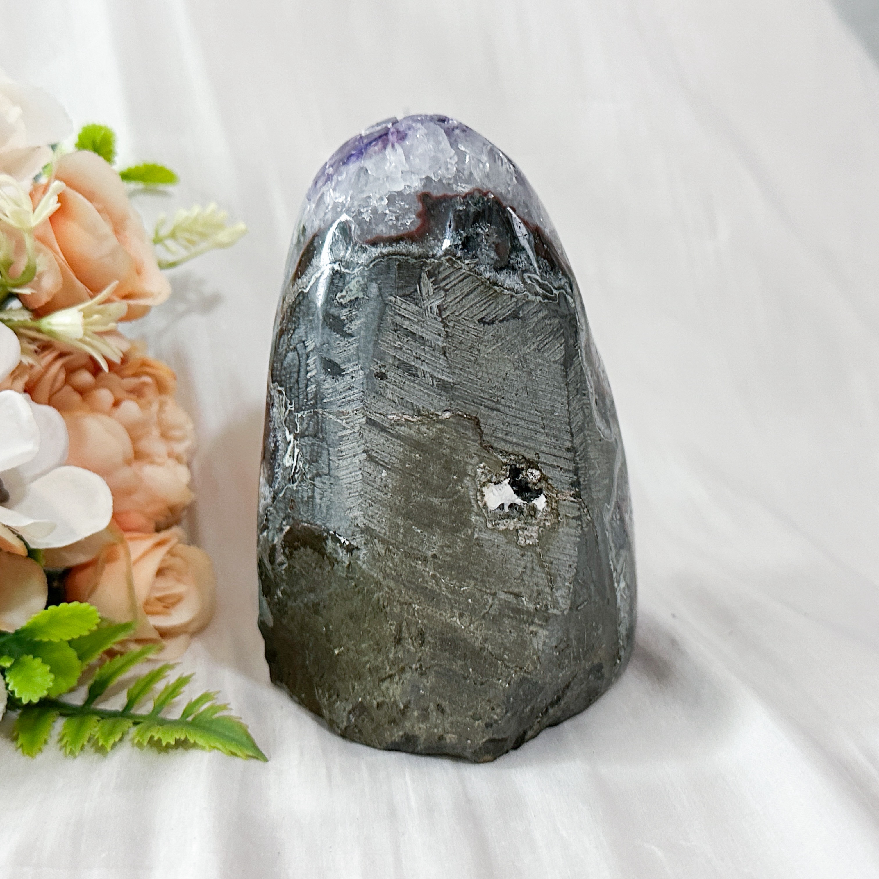 Amethyst Geode - 116mm