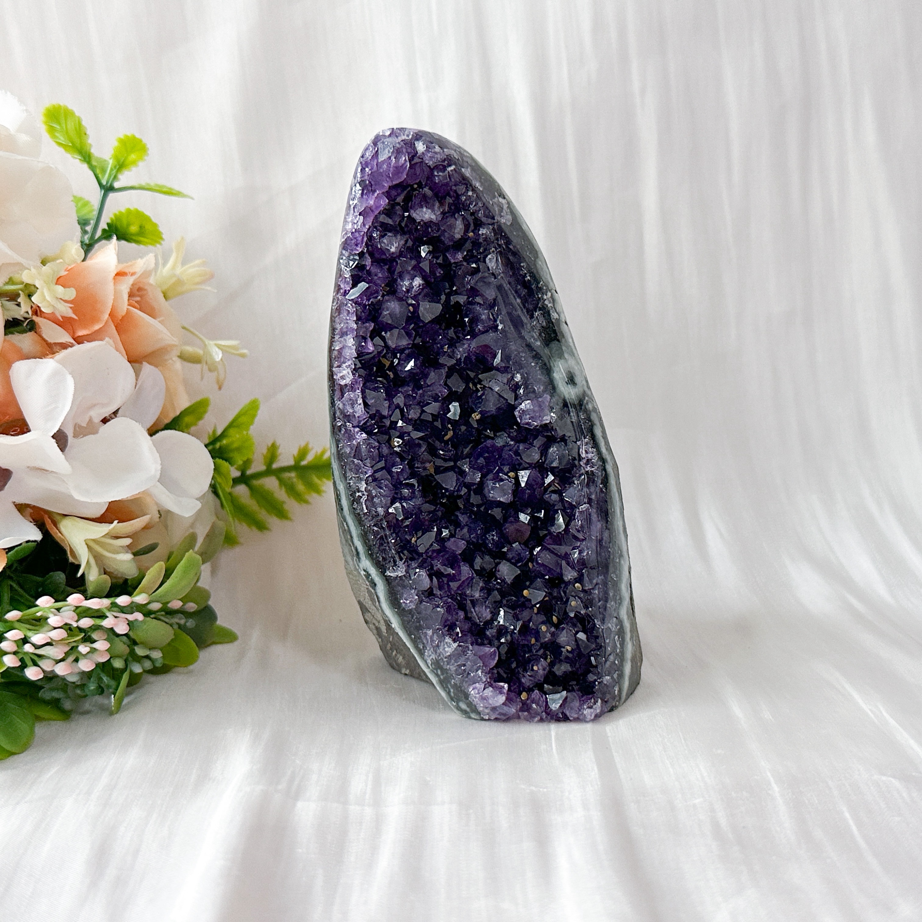 Amethyst Geode - 116mm