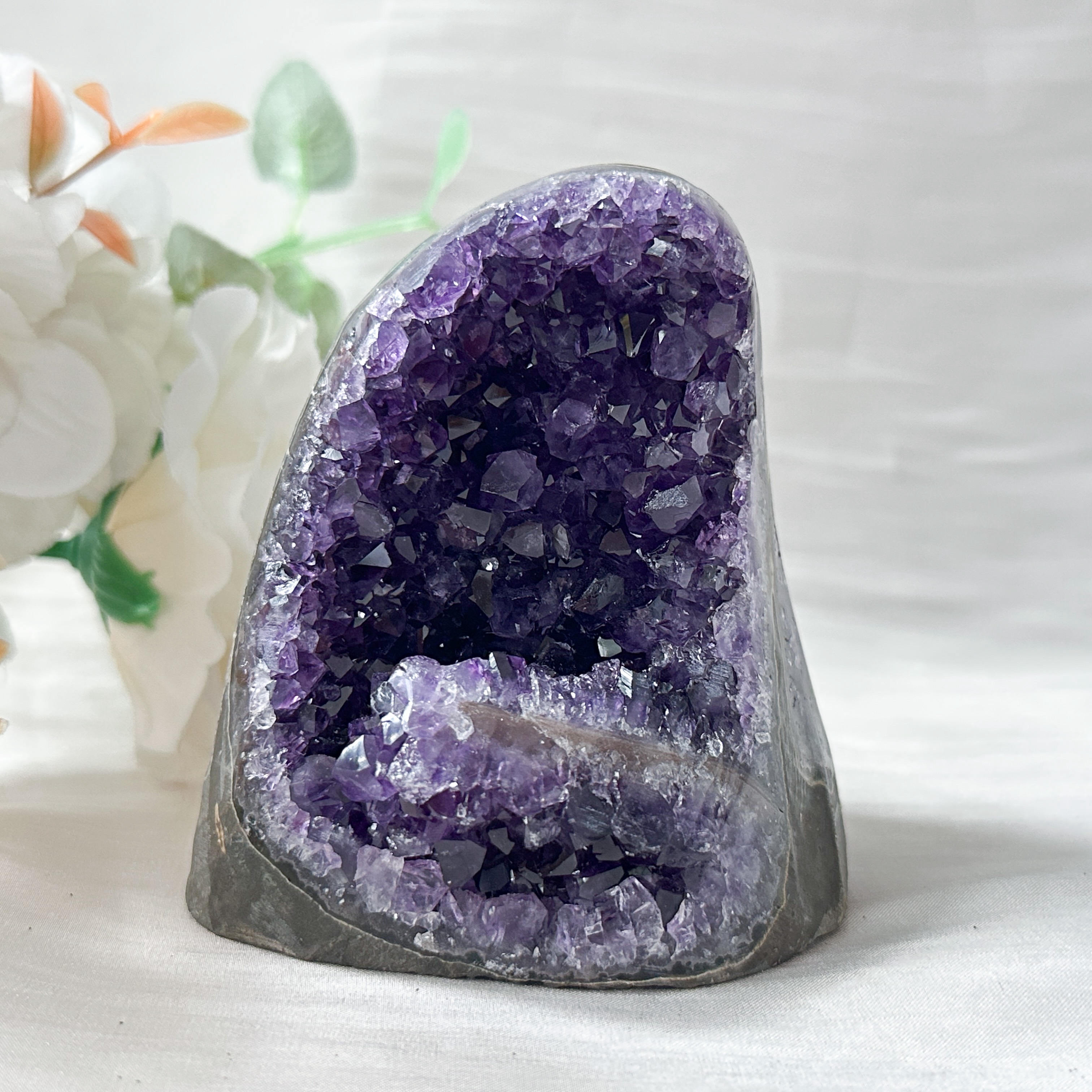 Amethyst Geode - 83mm