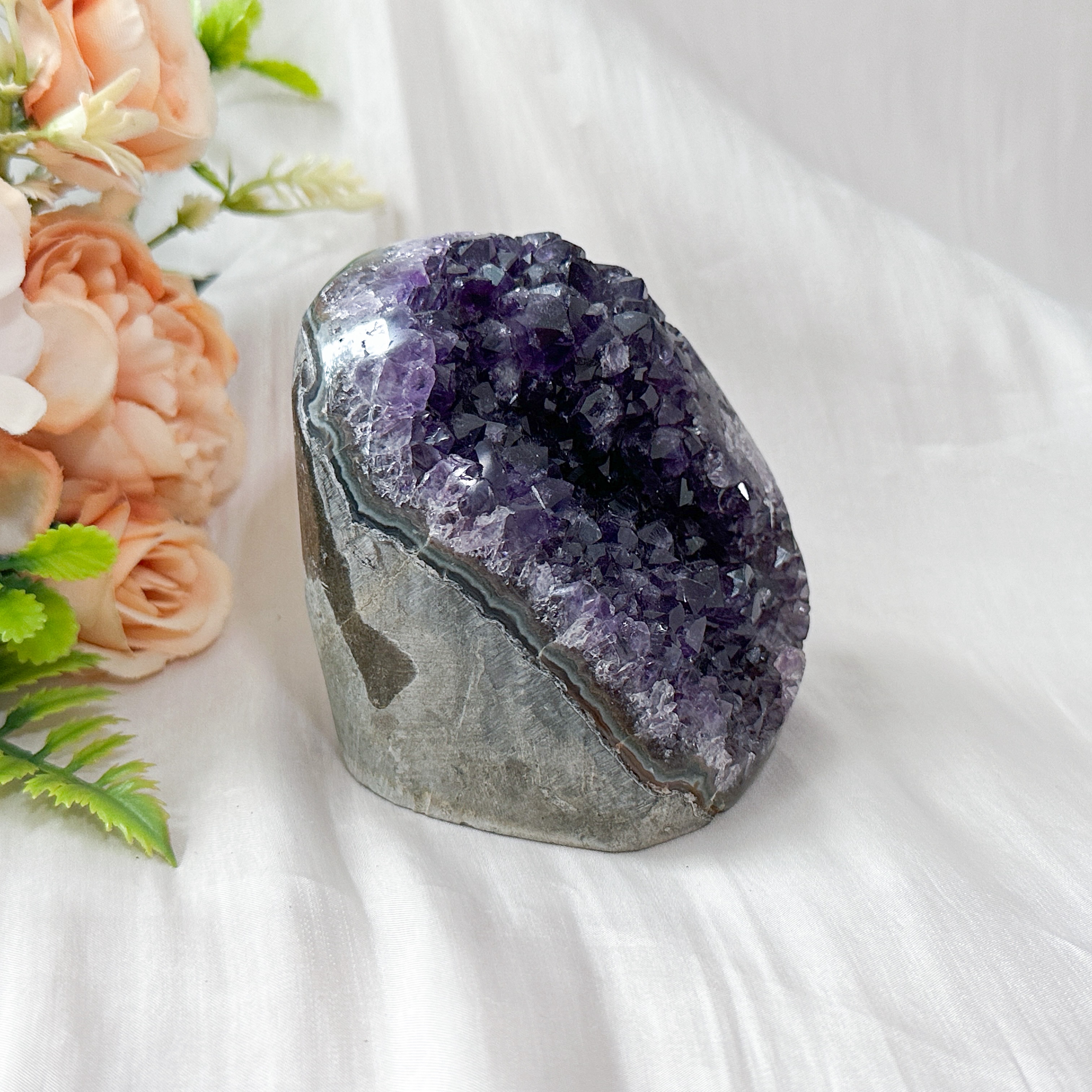 Amethyst Geode - 77mm