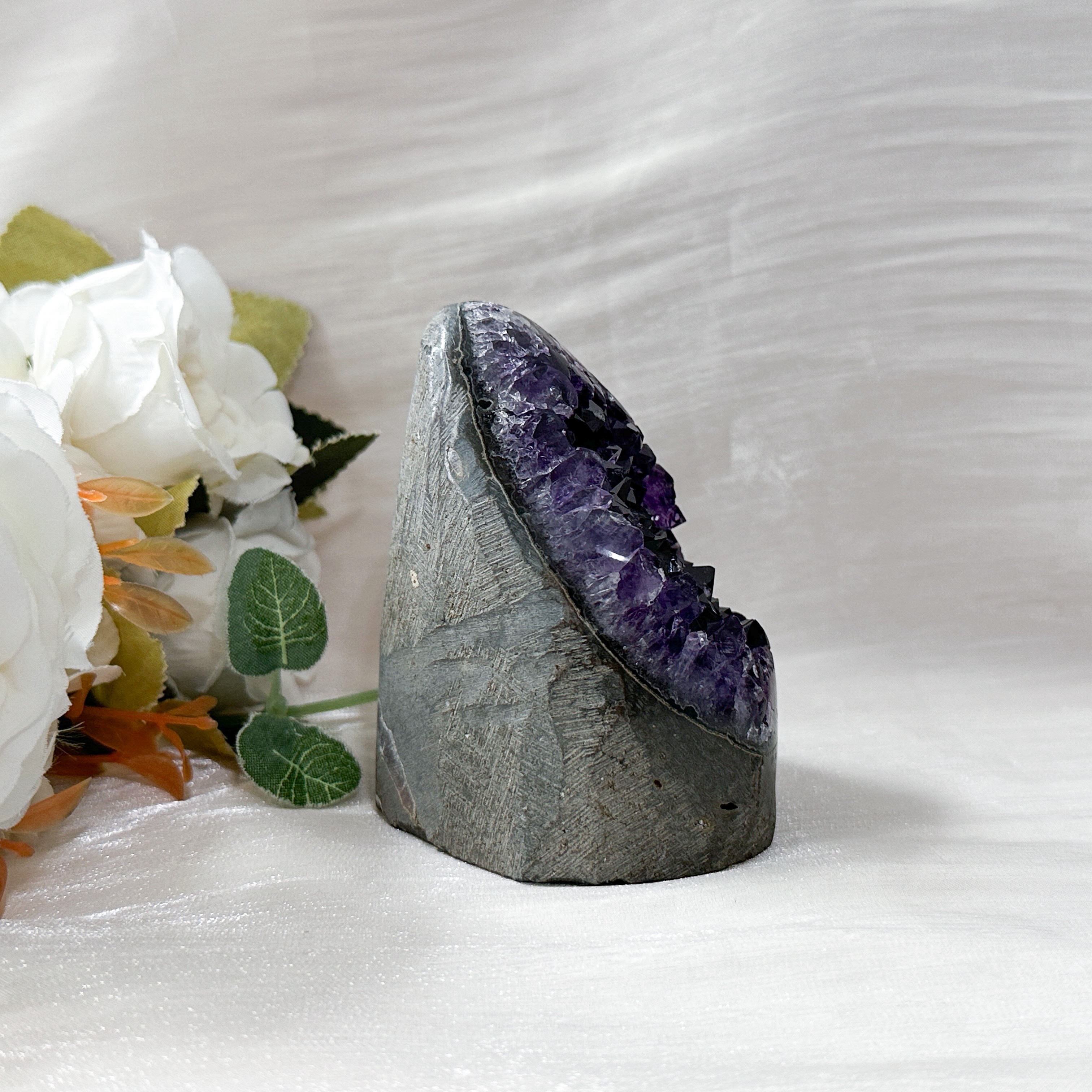 Amethyst Geode - 82mm