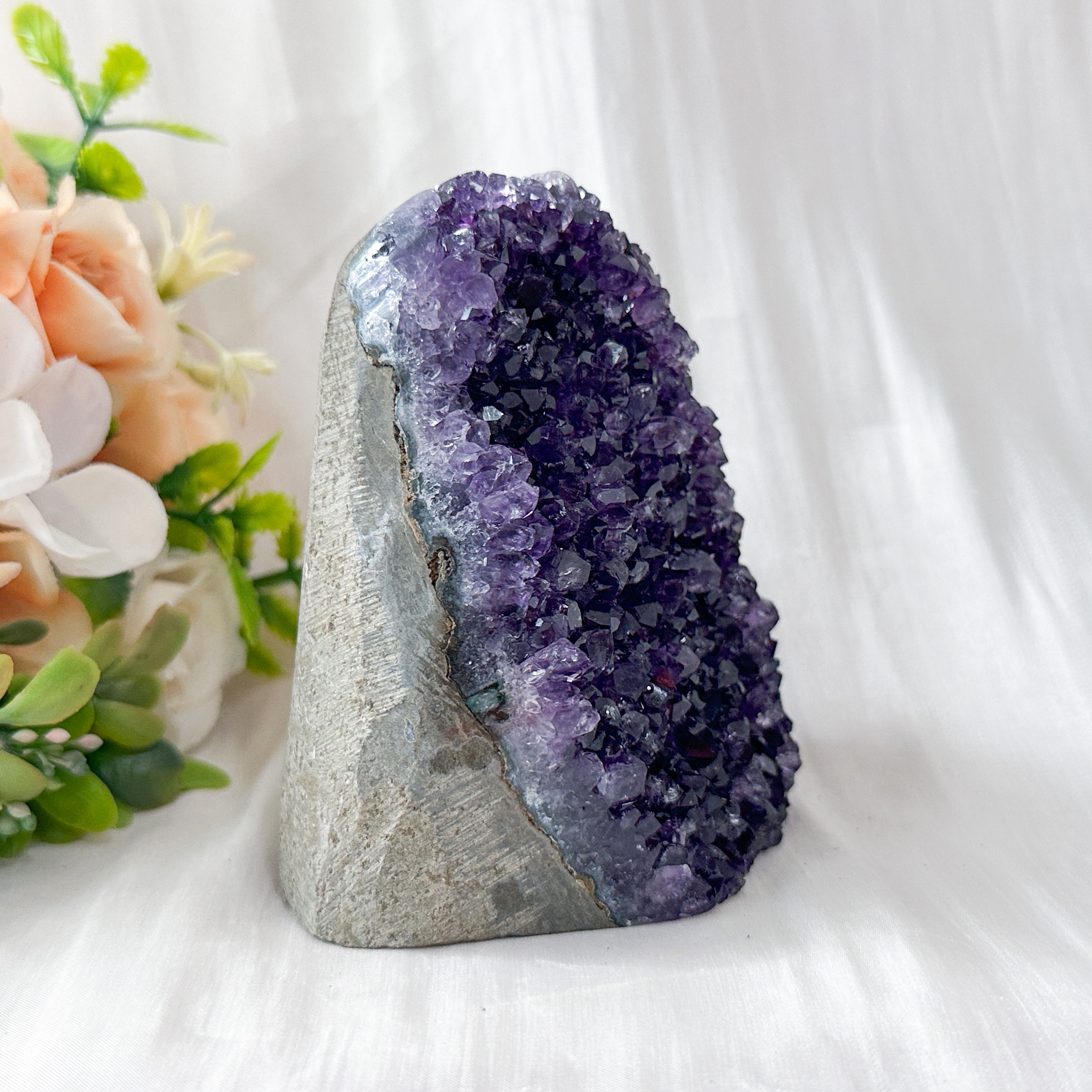 Amethyst Geode - 91mm
