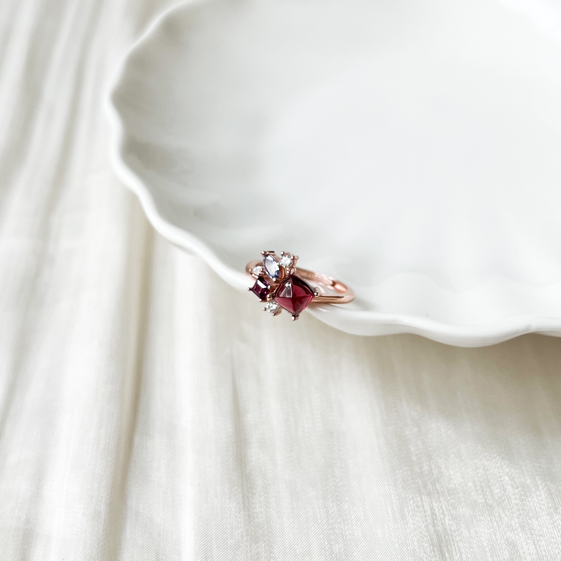 Crimson Sparkle Ring - S925