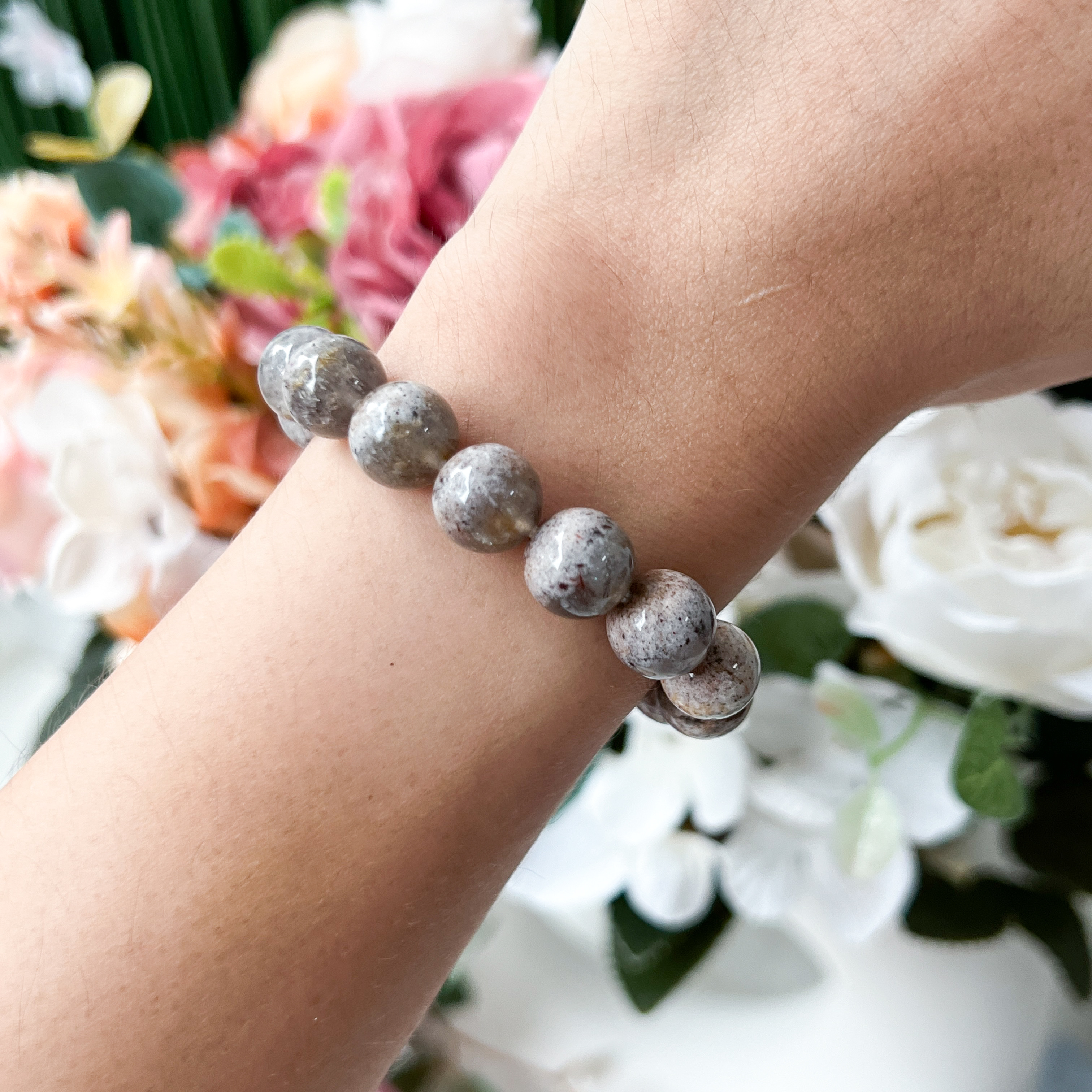 White Auralite 9-10 Bracelet