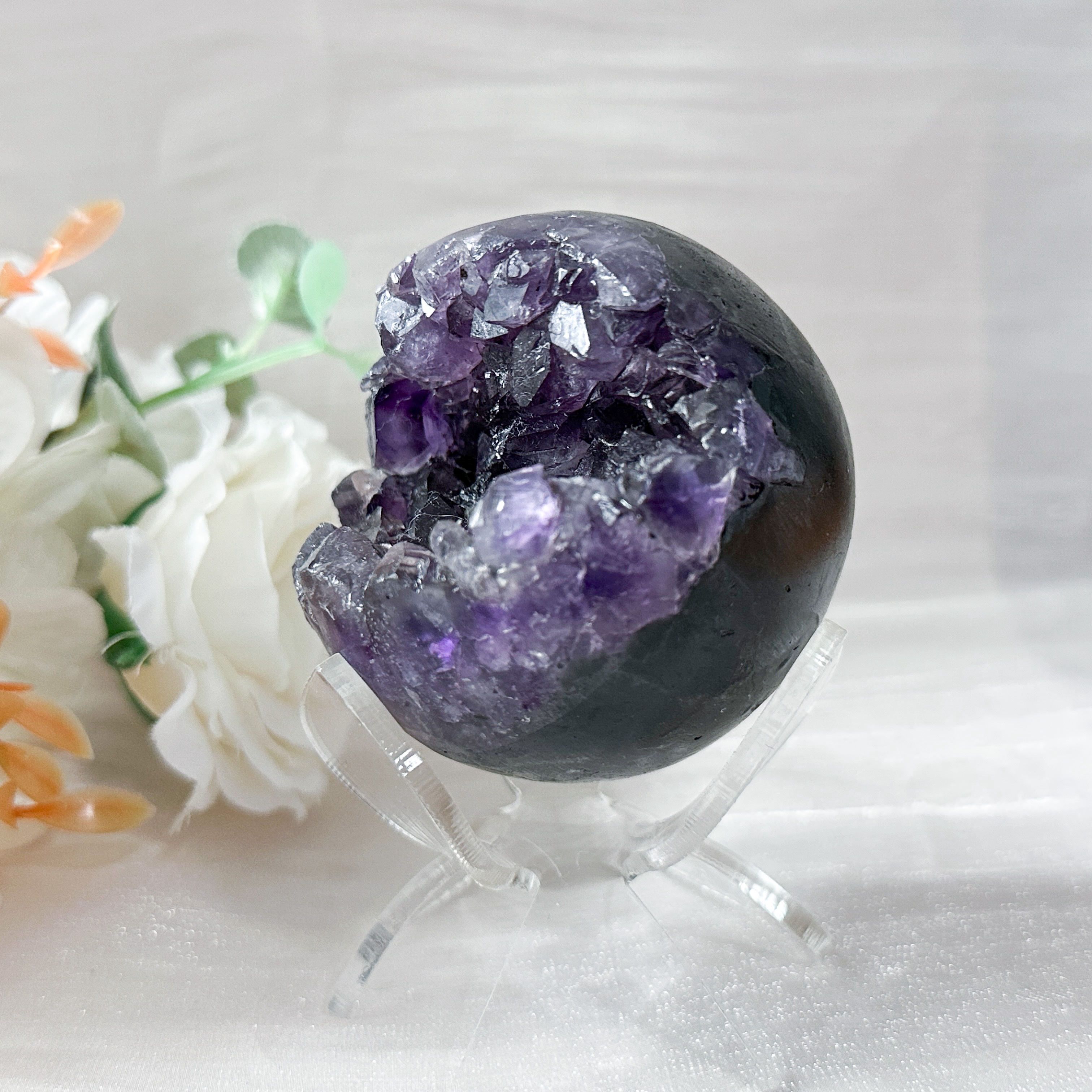 Amethyst Raw Sphere w Sphere Stand