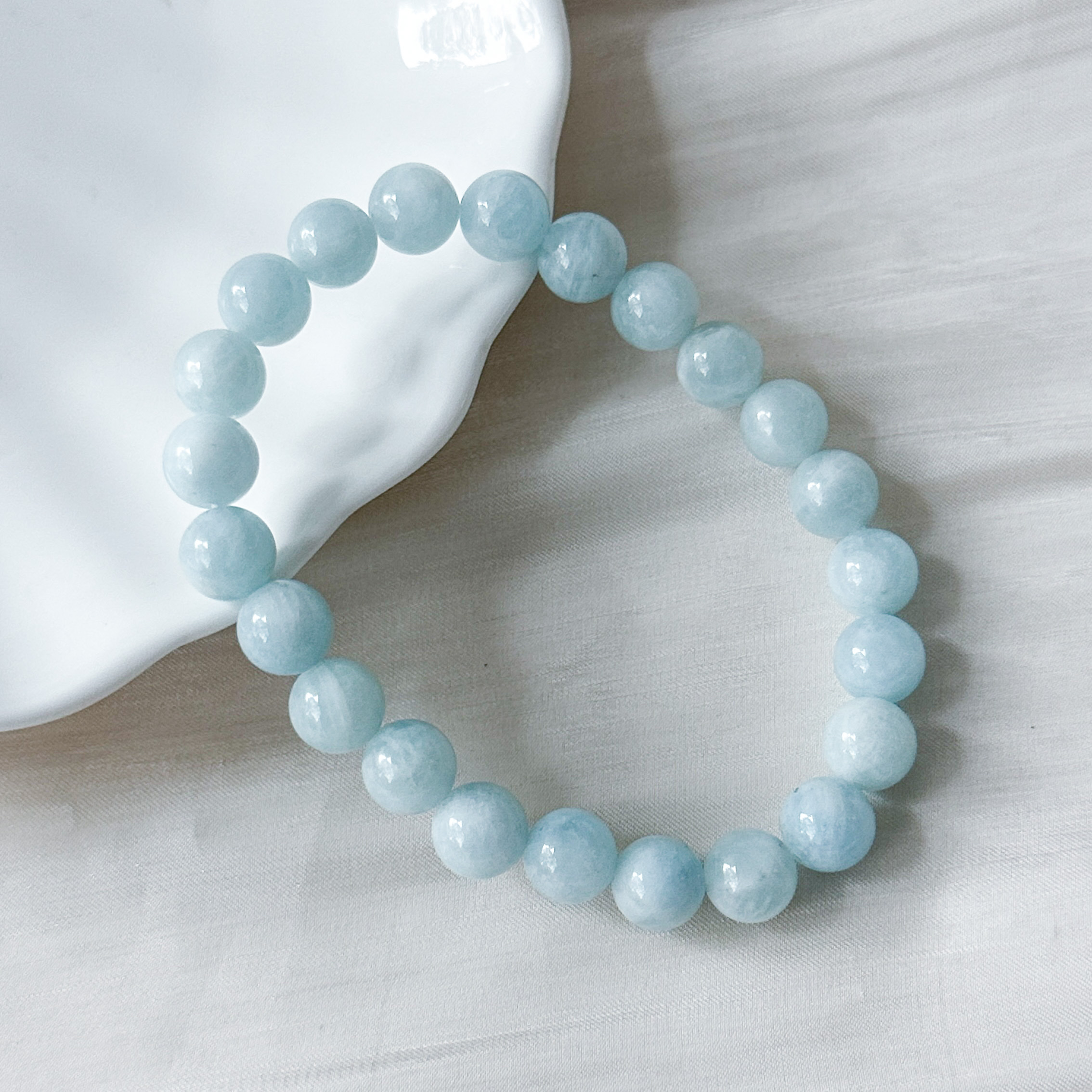 Arctic Aquamarine 8mm Bracelet