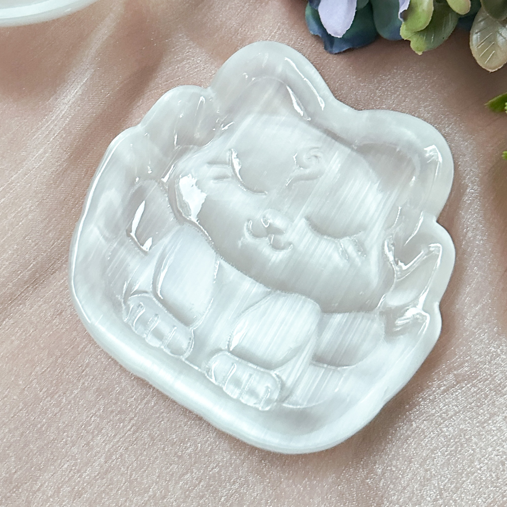 Selenite 9-Tail Fox Plate