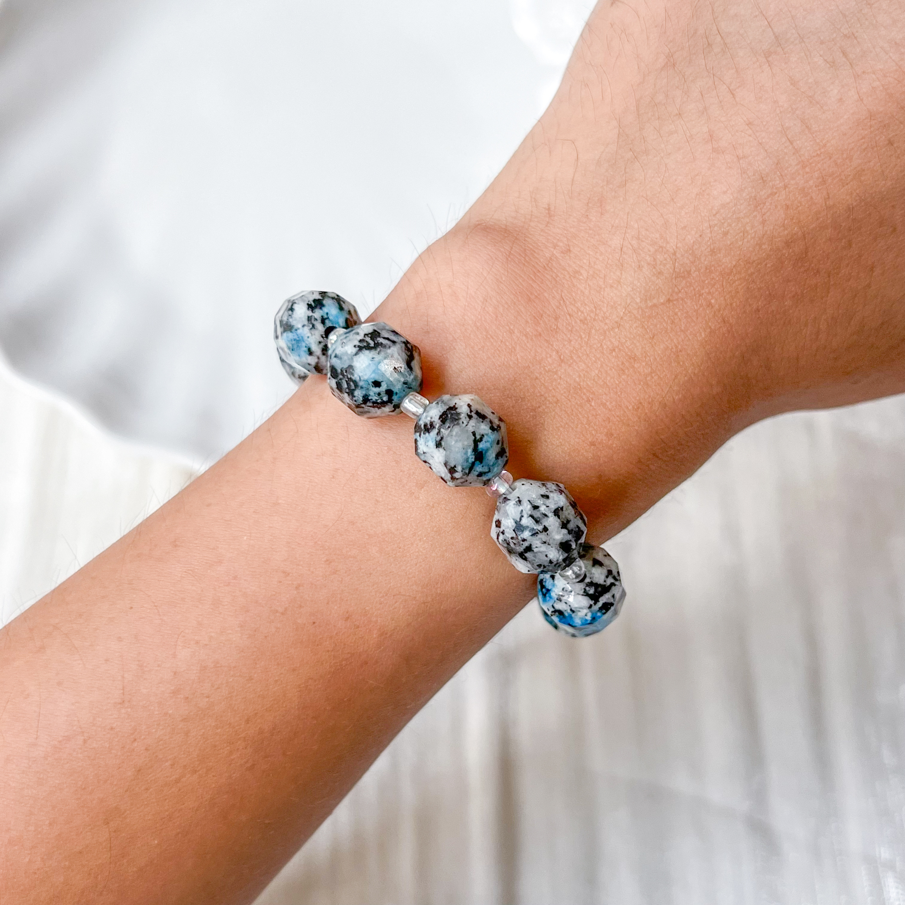 K2 Geometric Cut Bracelet