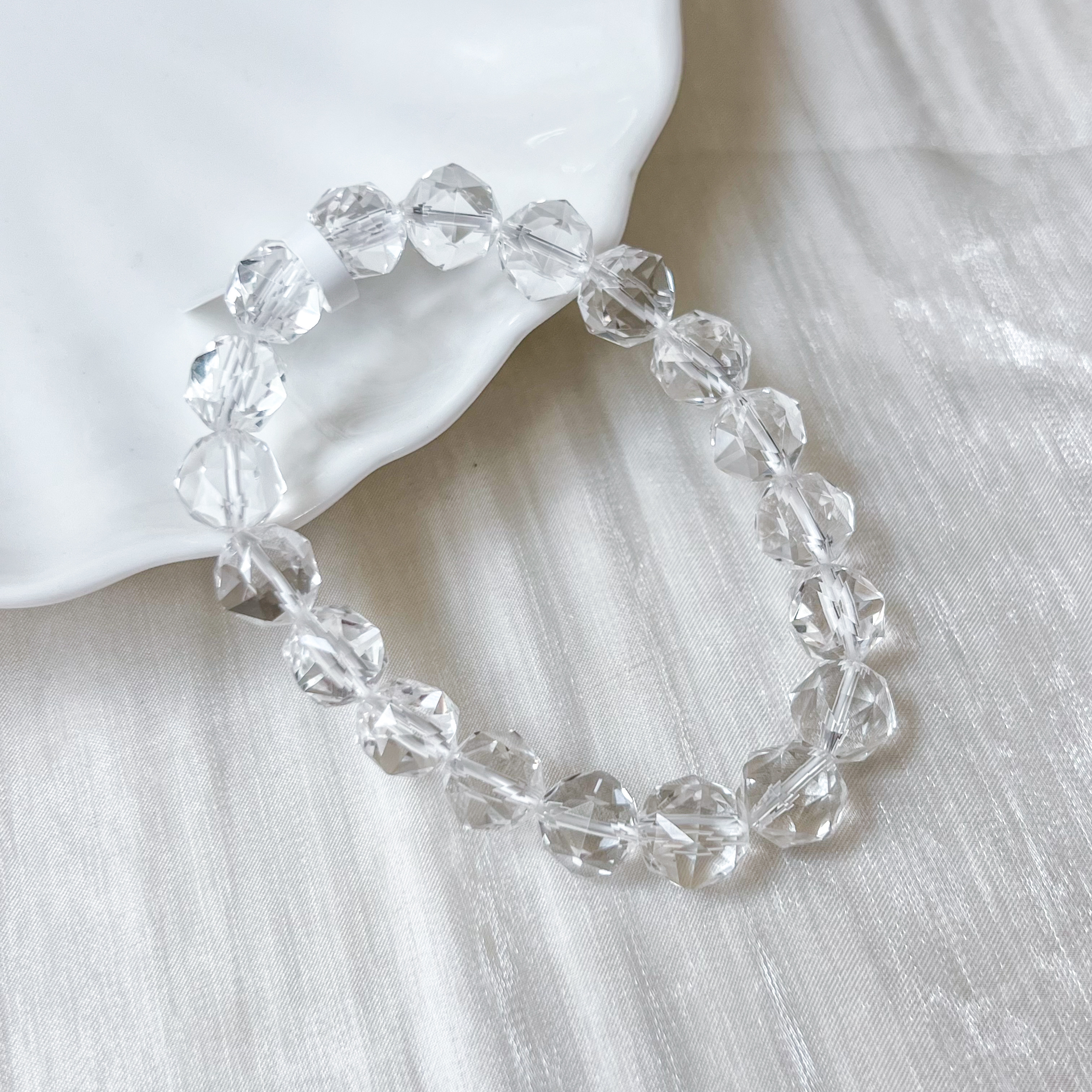 Clear Quartz 9-10mm Diamond Cut Bracelet
