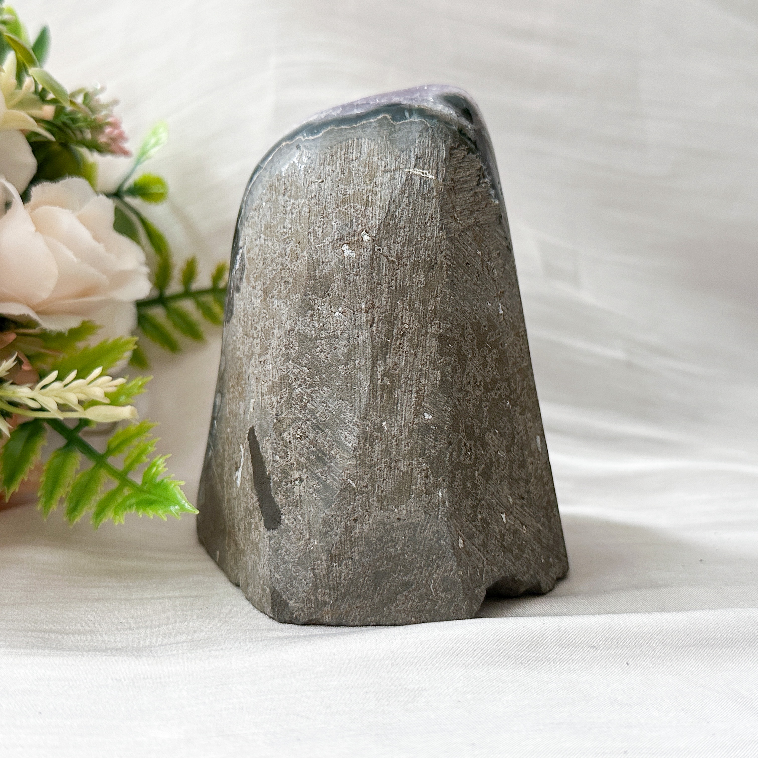 Amethyst Geode - 94mm