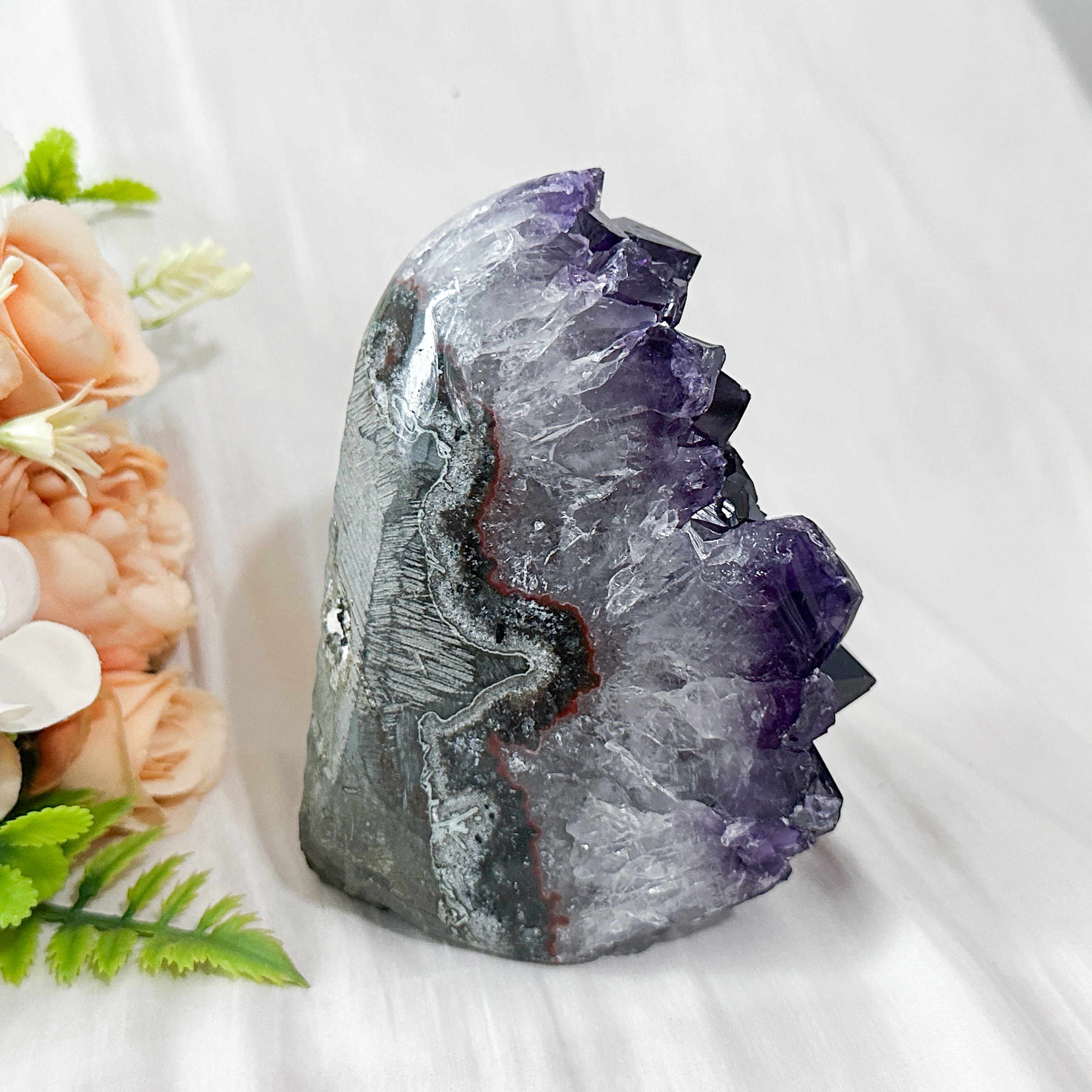Amethyst Geode - 116mm