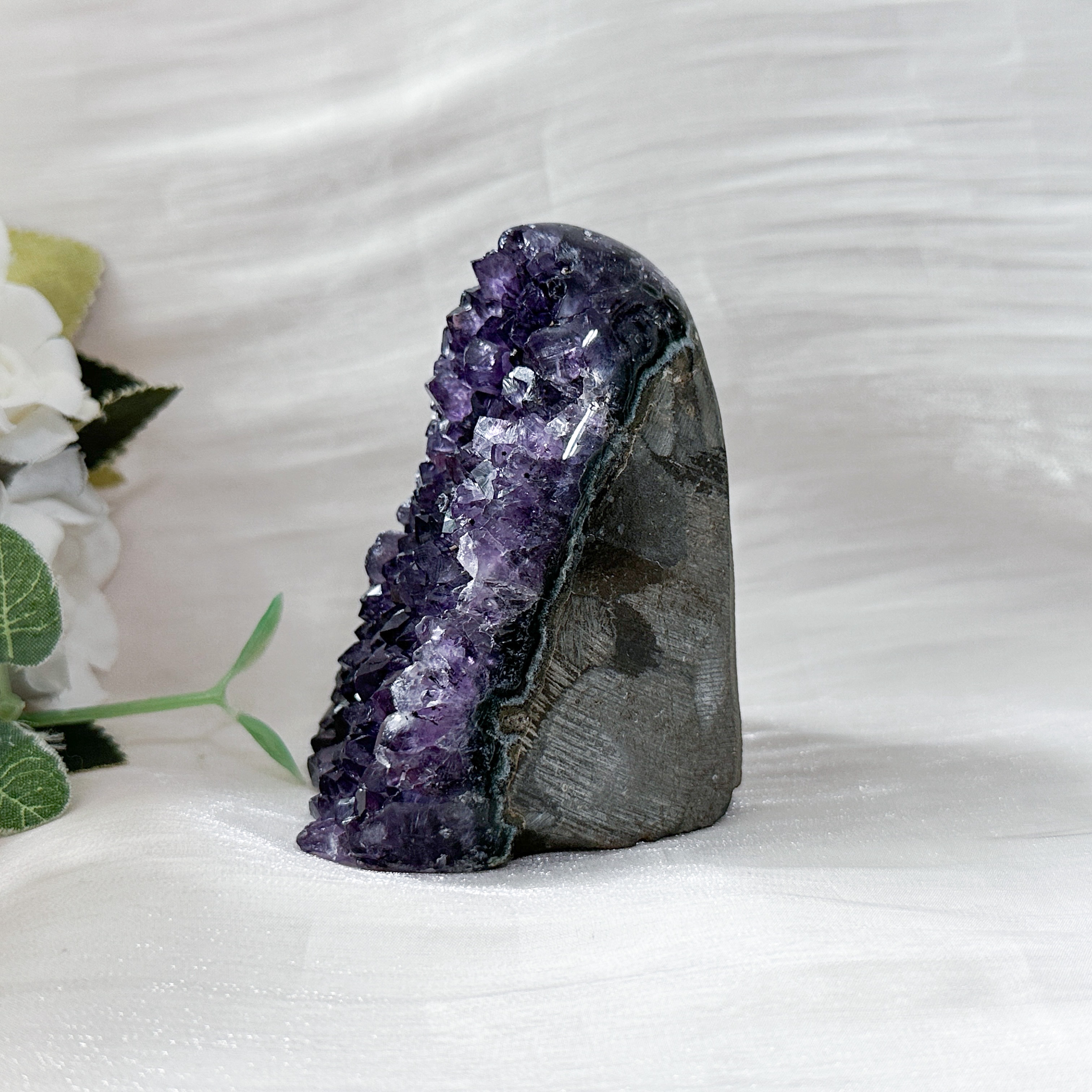 Amethyst Geode - 81mm