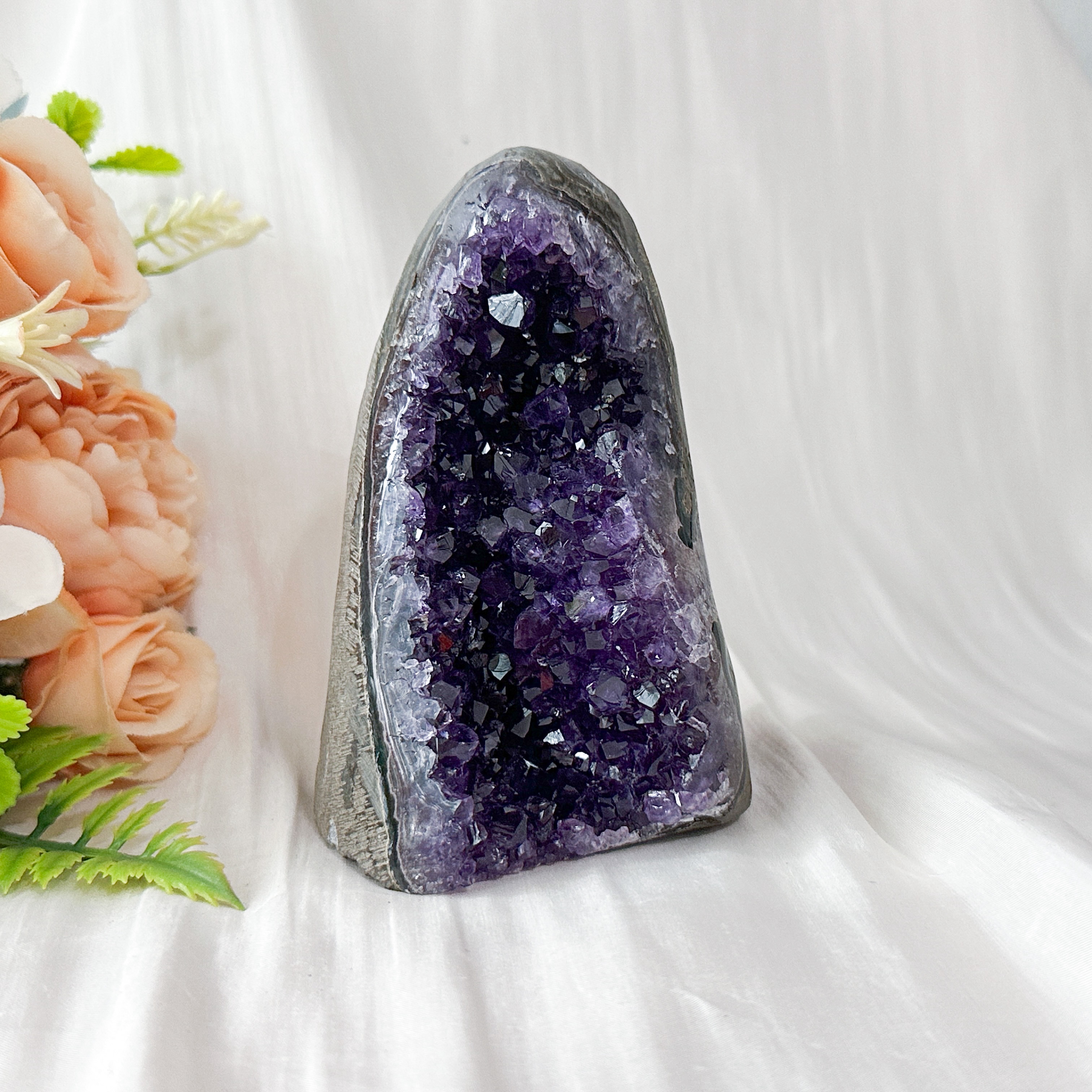 Amethyst Geode - 105mm