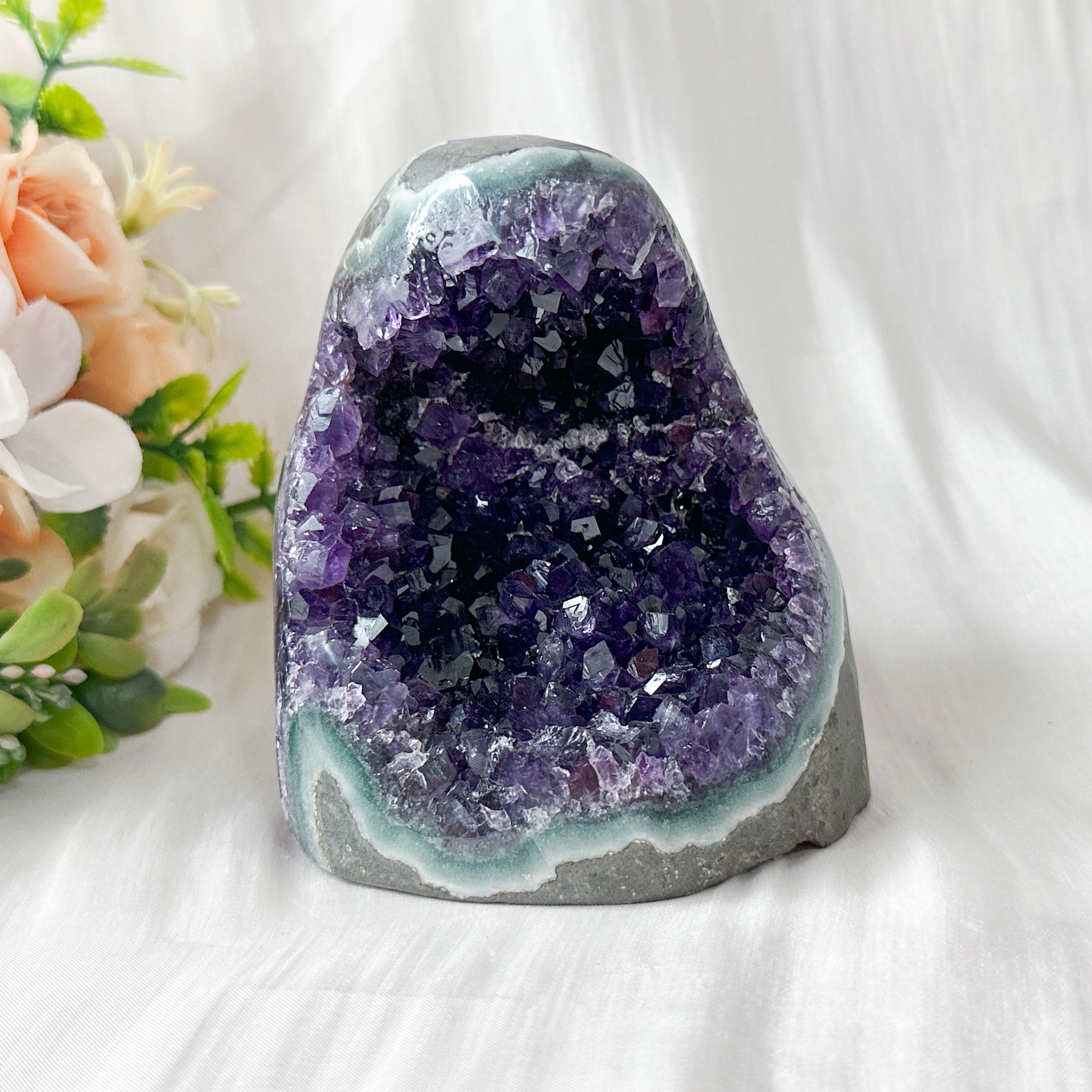 Amethyst Geode - 93mm