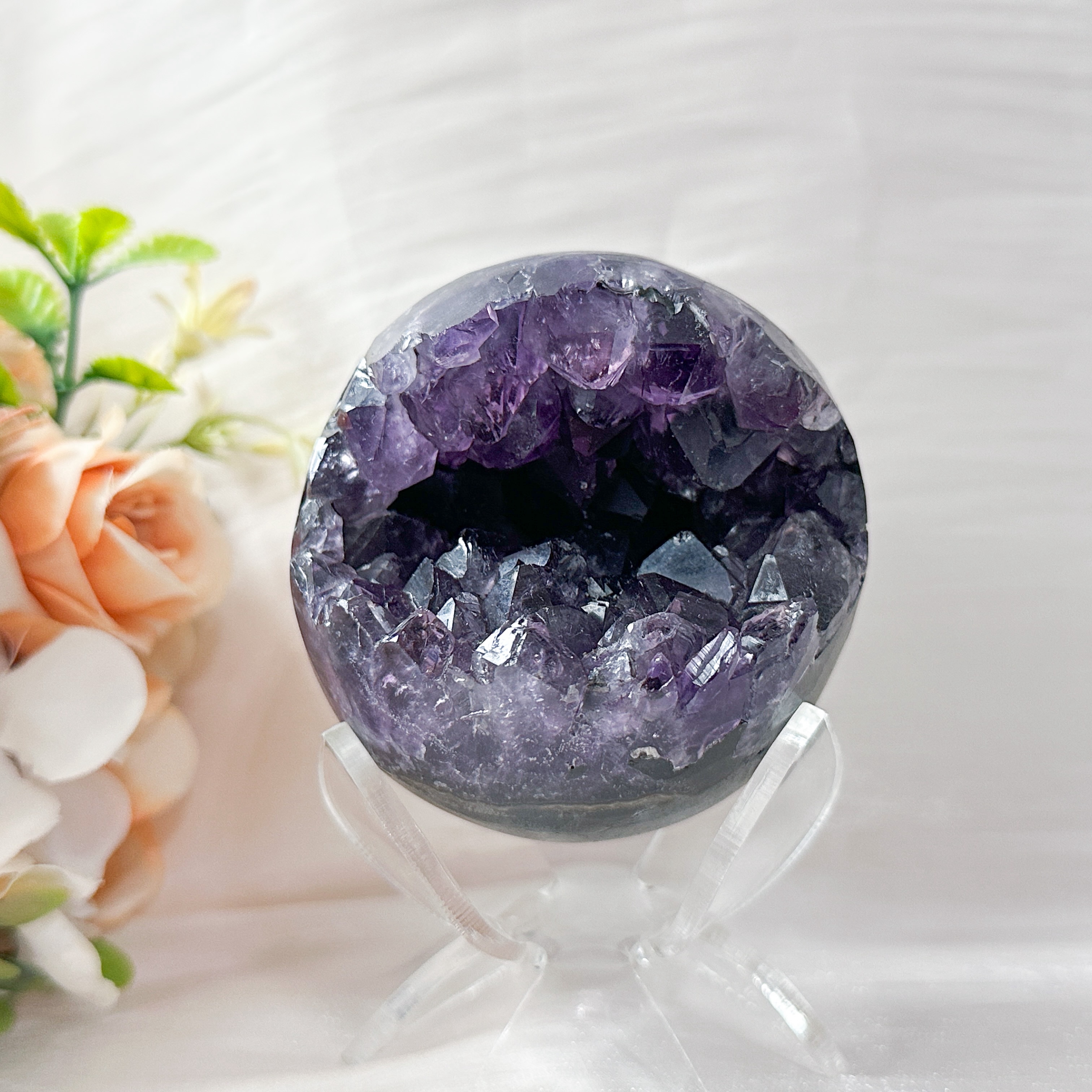Amethyst Raw Sphere w Sphere Stand
