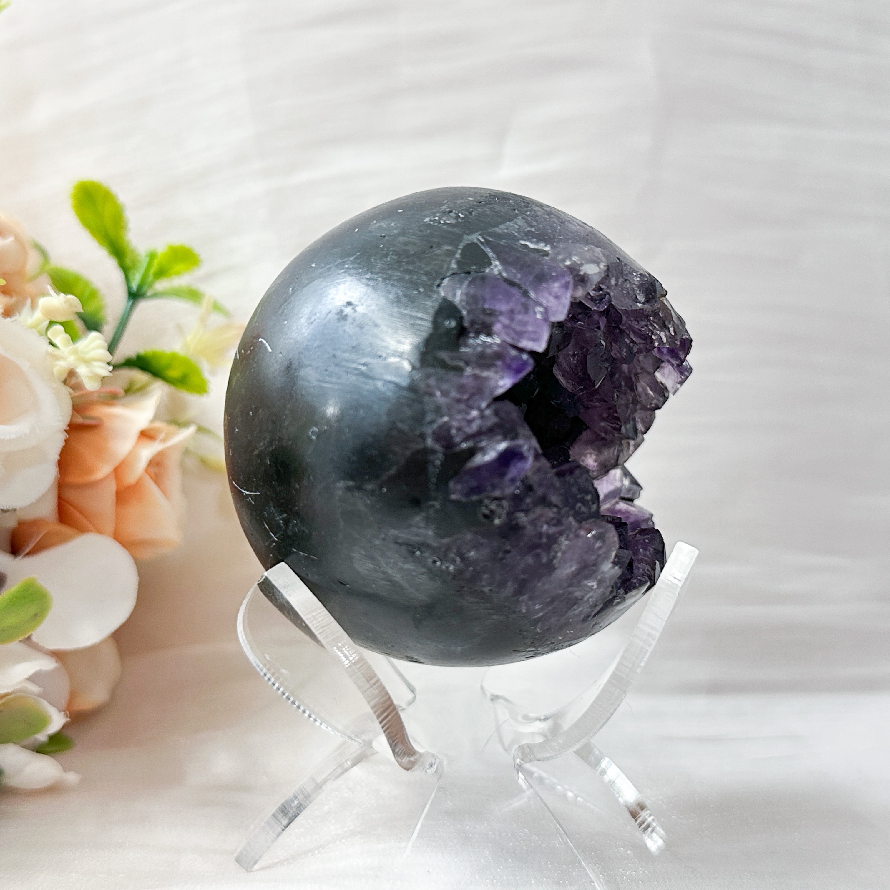 Amethyst Raw Sphere w Sphere Stand