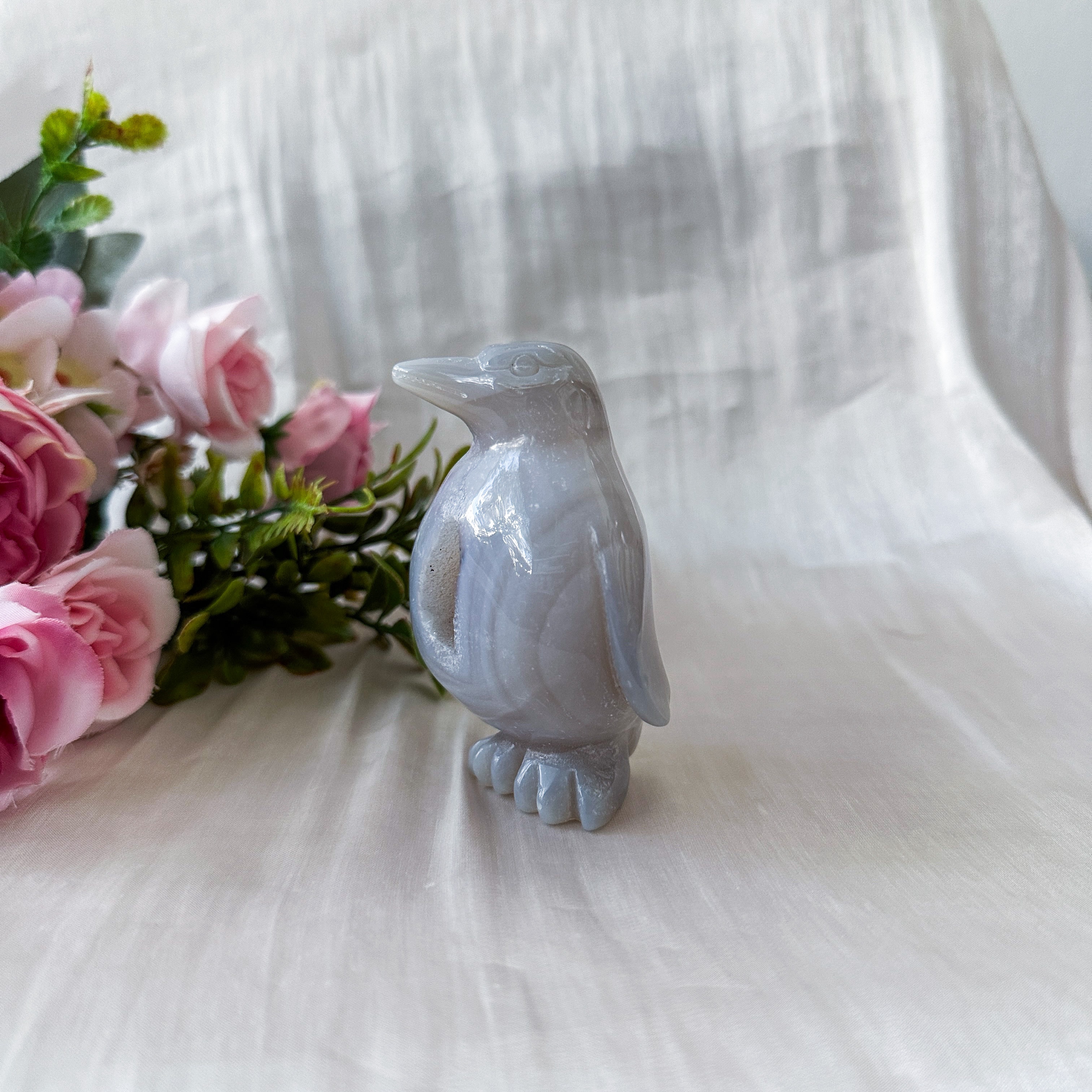 Druzy Agate Penguin (63.5mm)