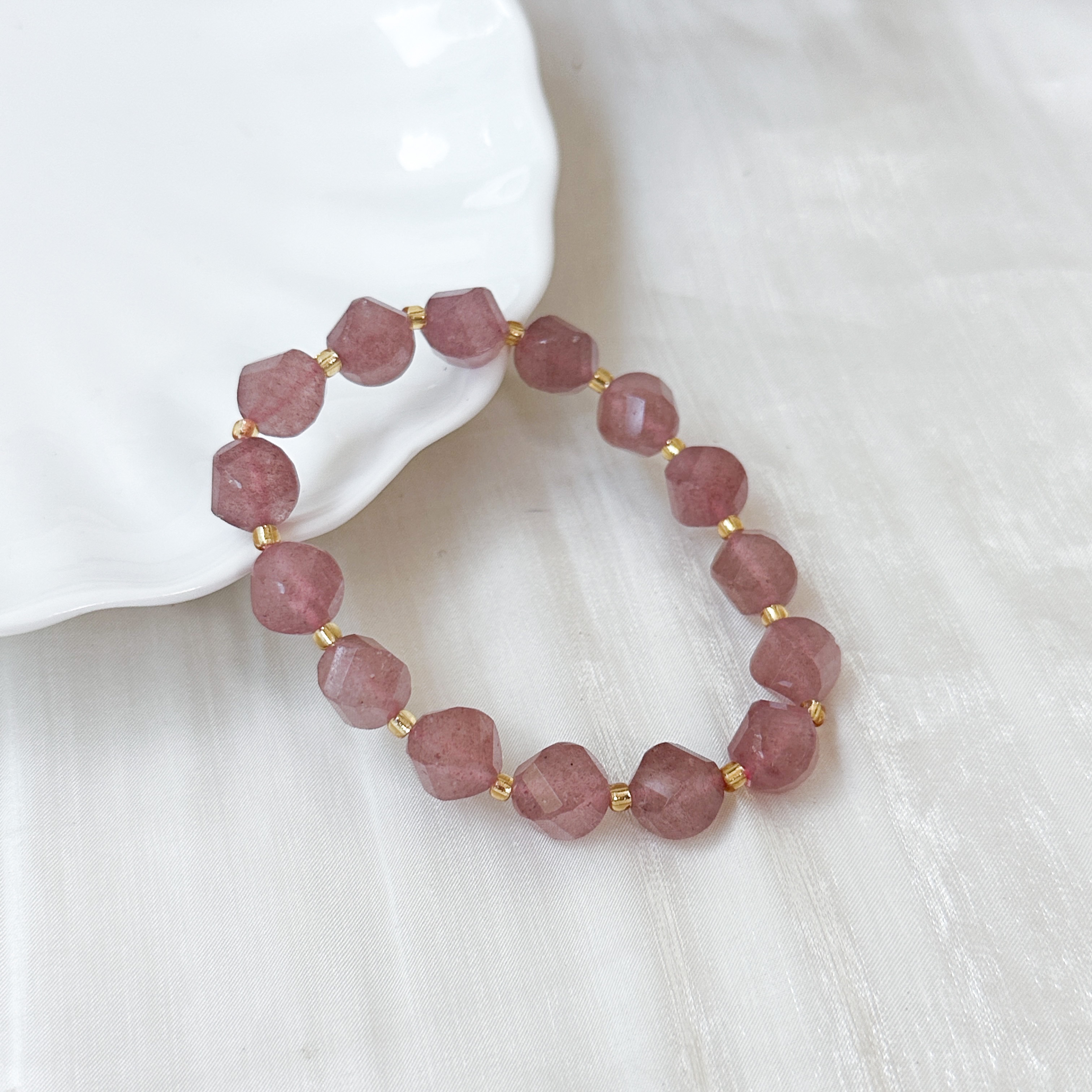 Strawberry Quartz 10mm Spiral Cut Bracelet