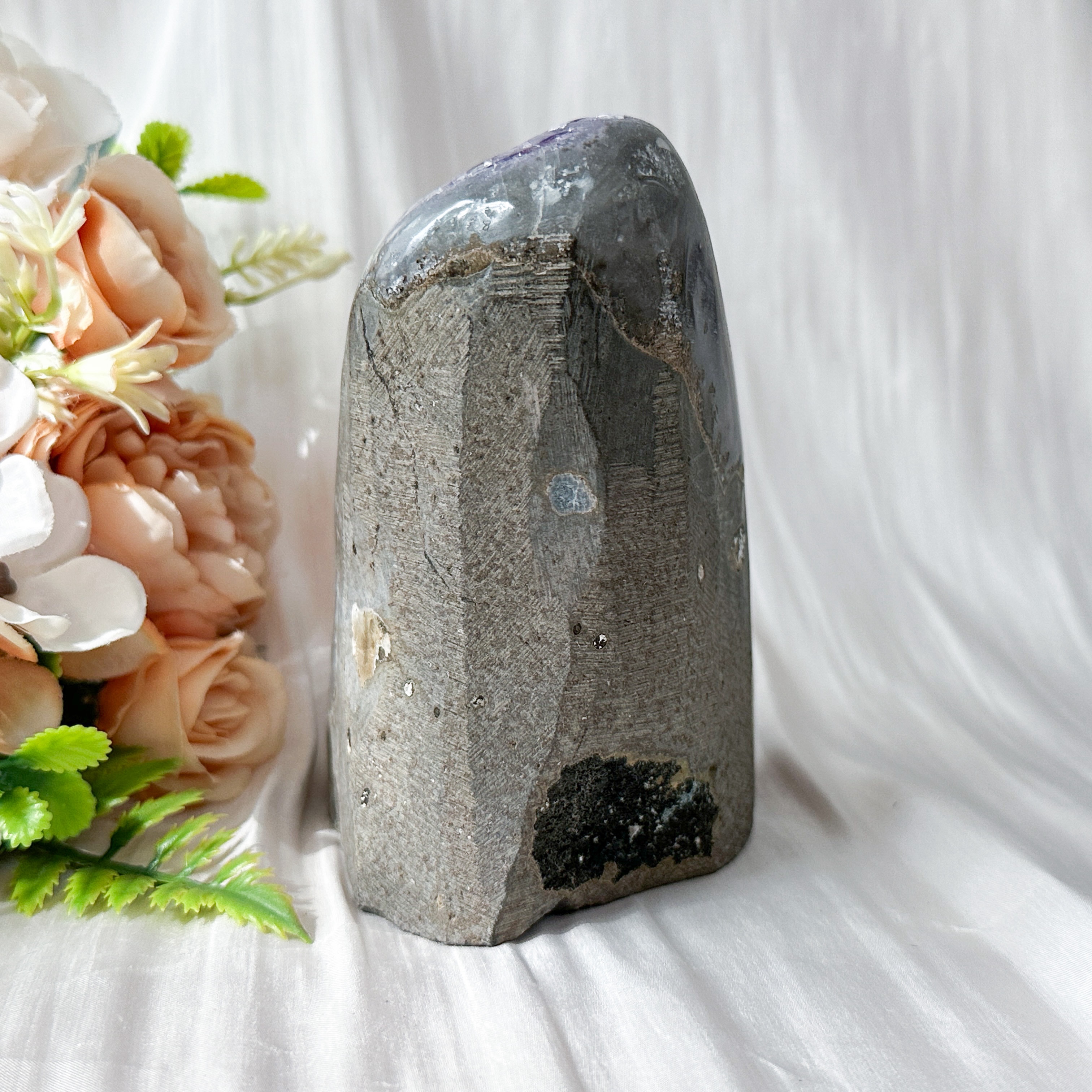 Amethyst Geode - 116mm