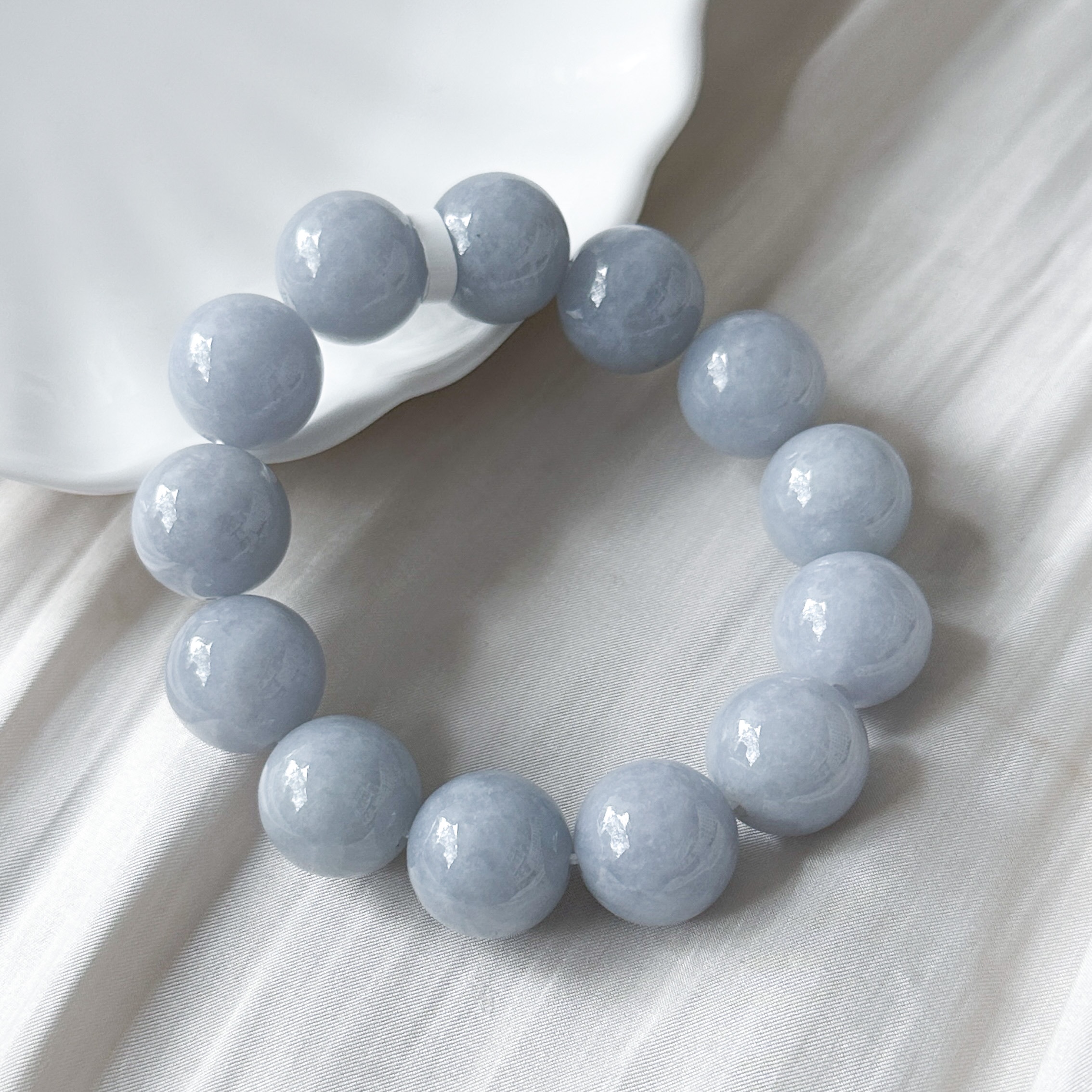 Grade A Lavender Jade 15-15.5mm Bracelet