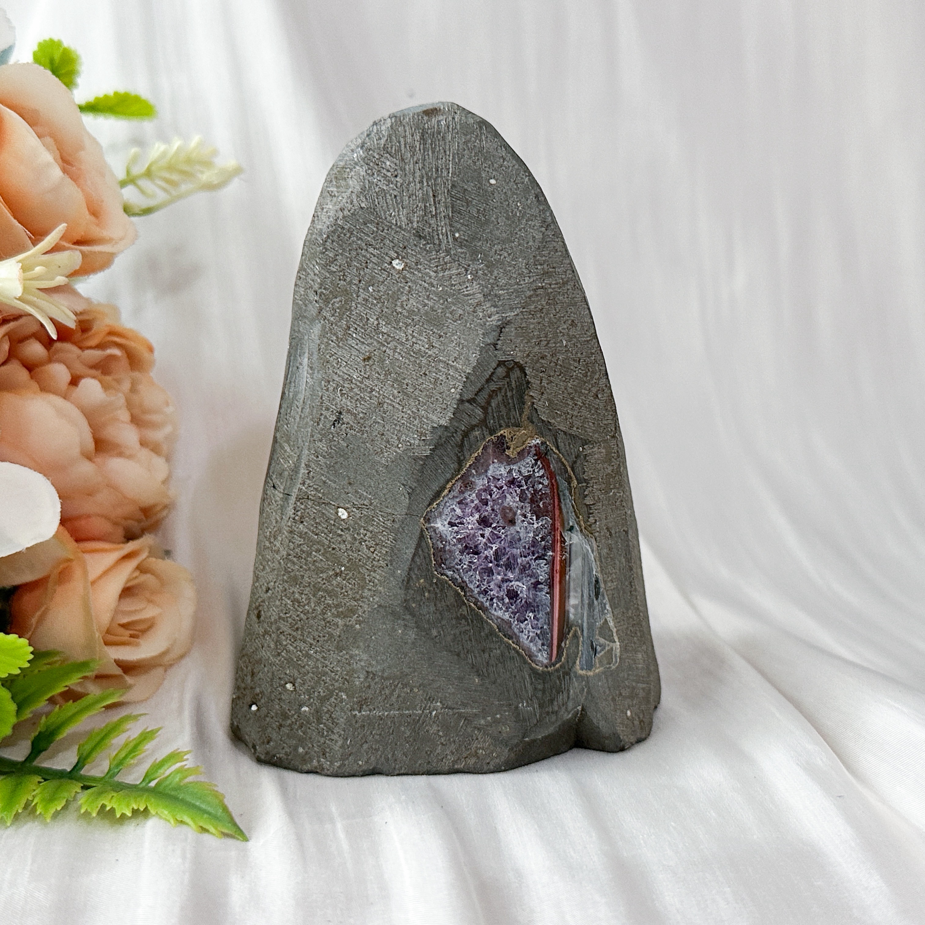 Amethyst Geode - 105mm