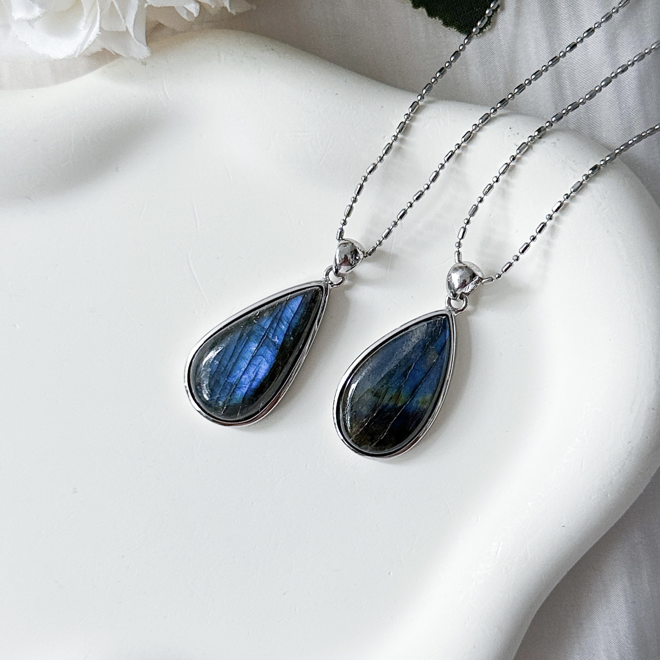 Labradorite Pendant (Assorted)