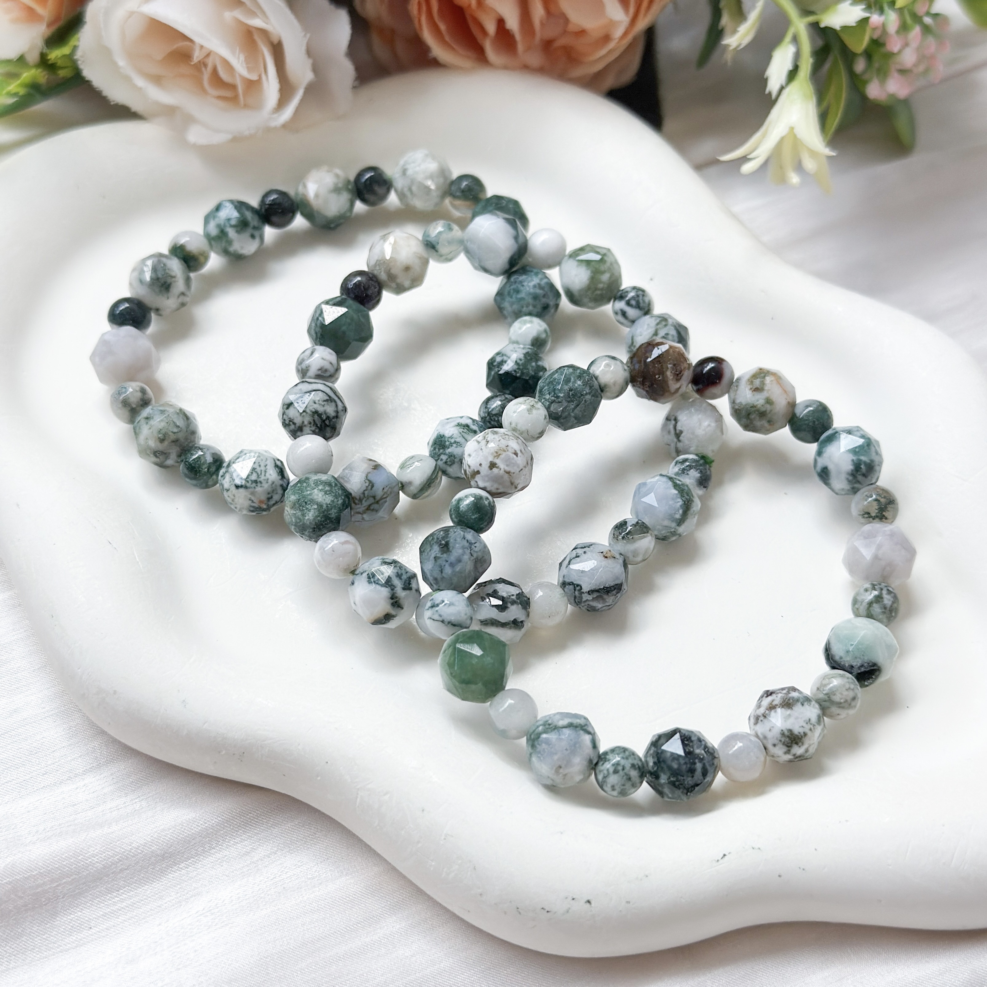 Moss Agate 10mm Diamond Cut Bracelet