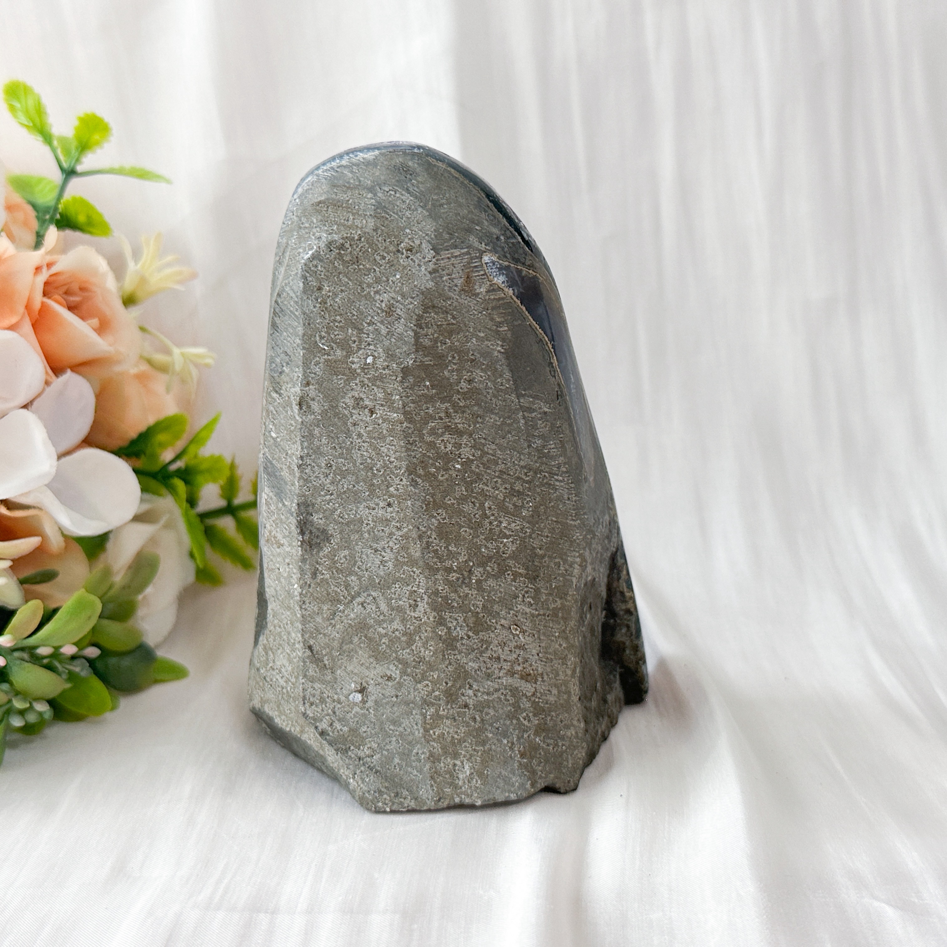 Amethyst Geode - 112mm