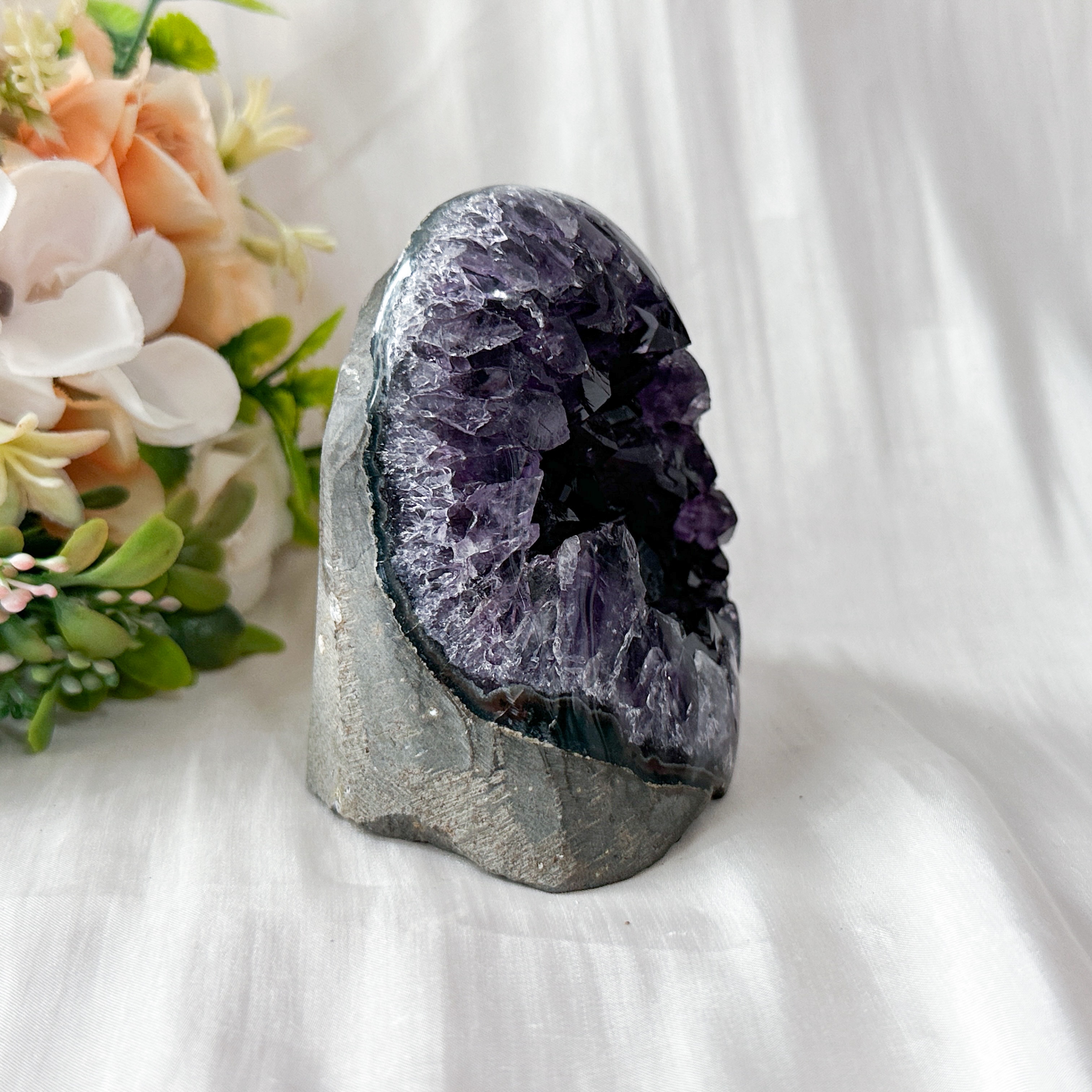 Amethyst Geode - 82mm