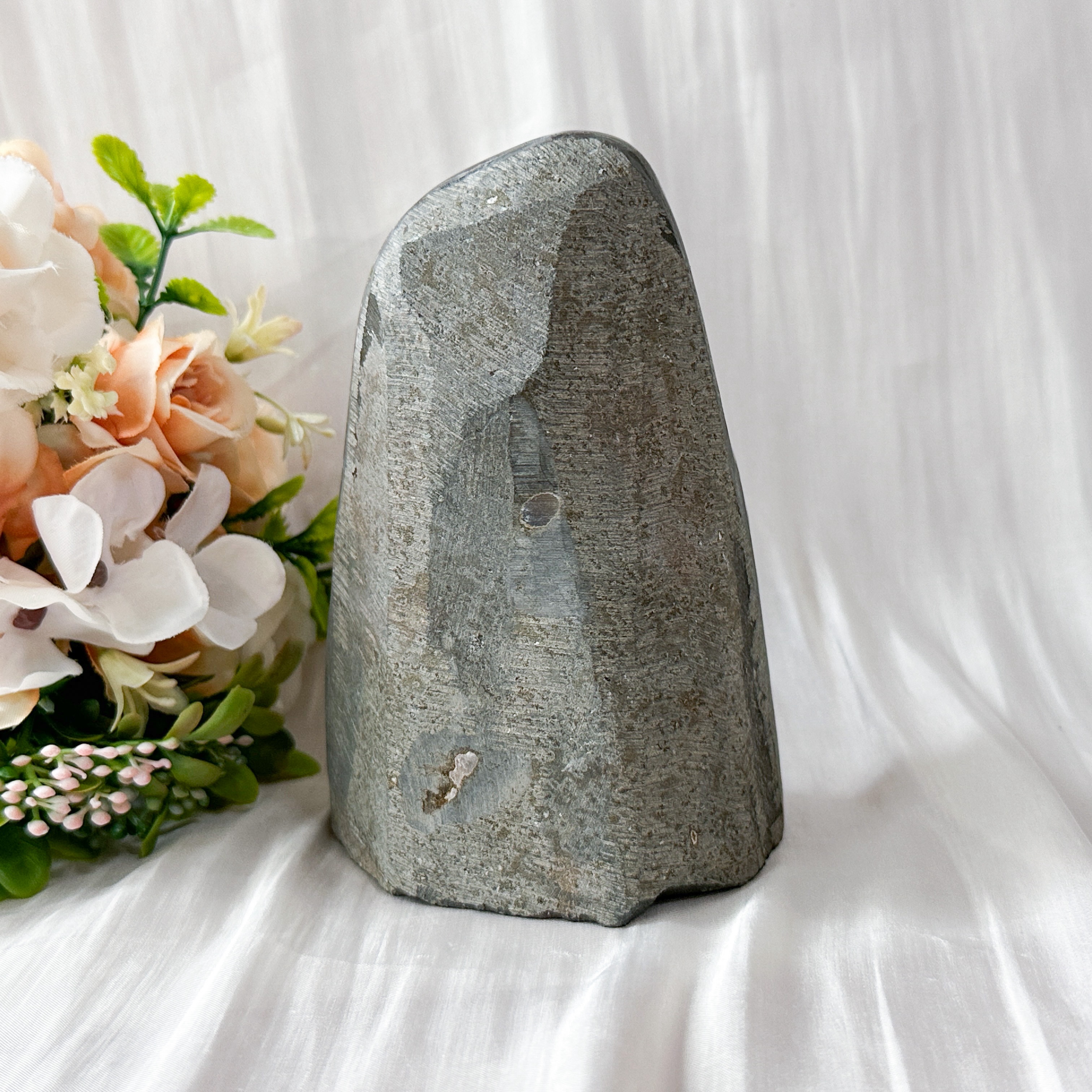 Amethyst Geode - 128mm