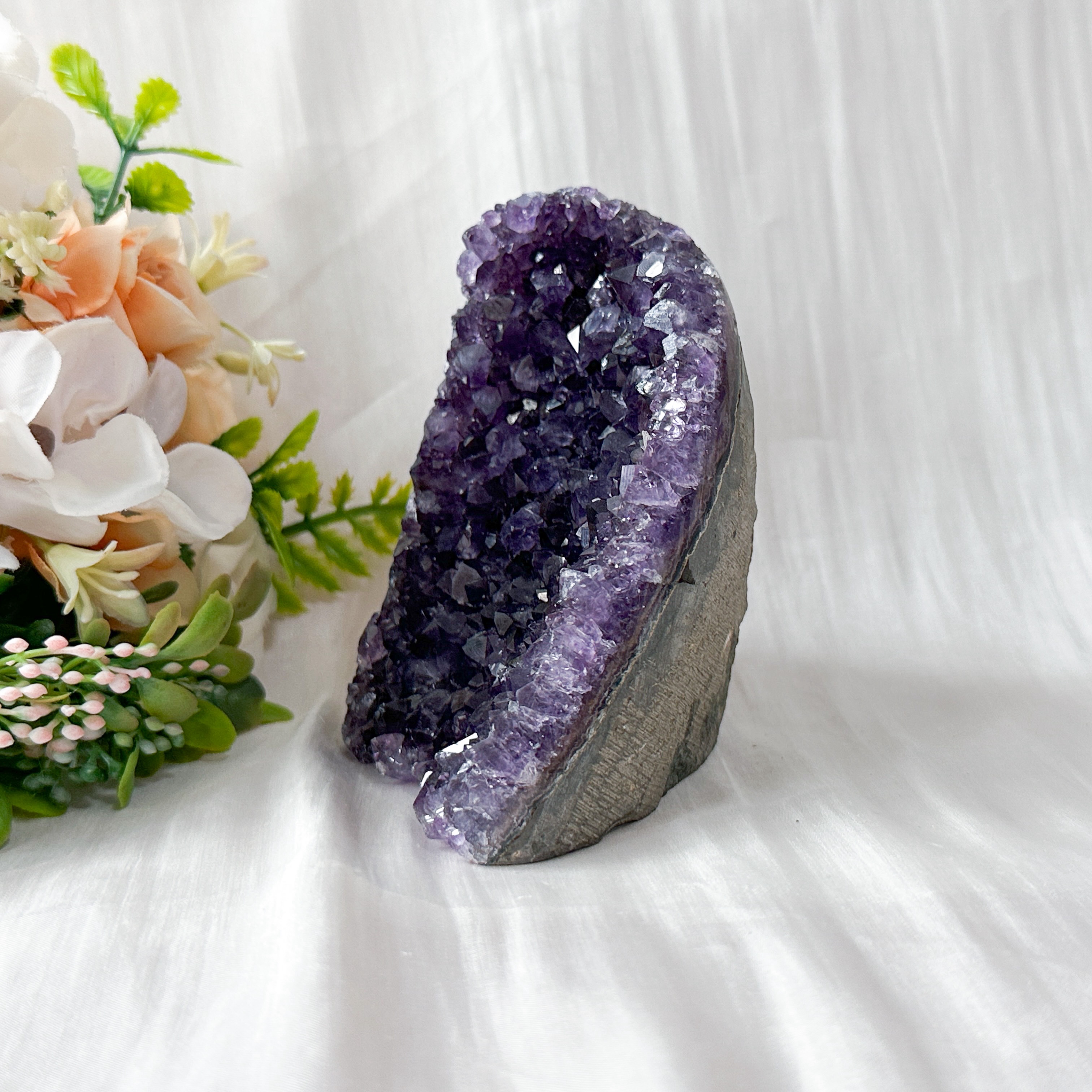 Amethyst Geode - 94mm