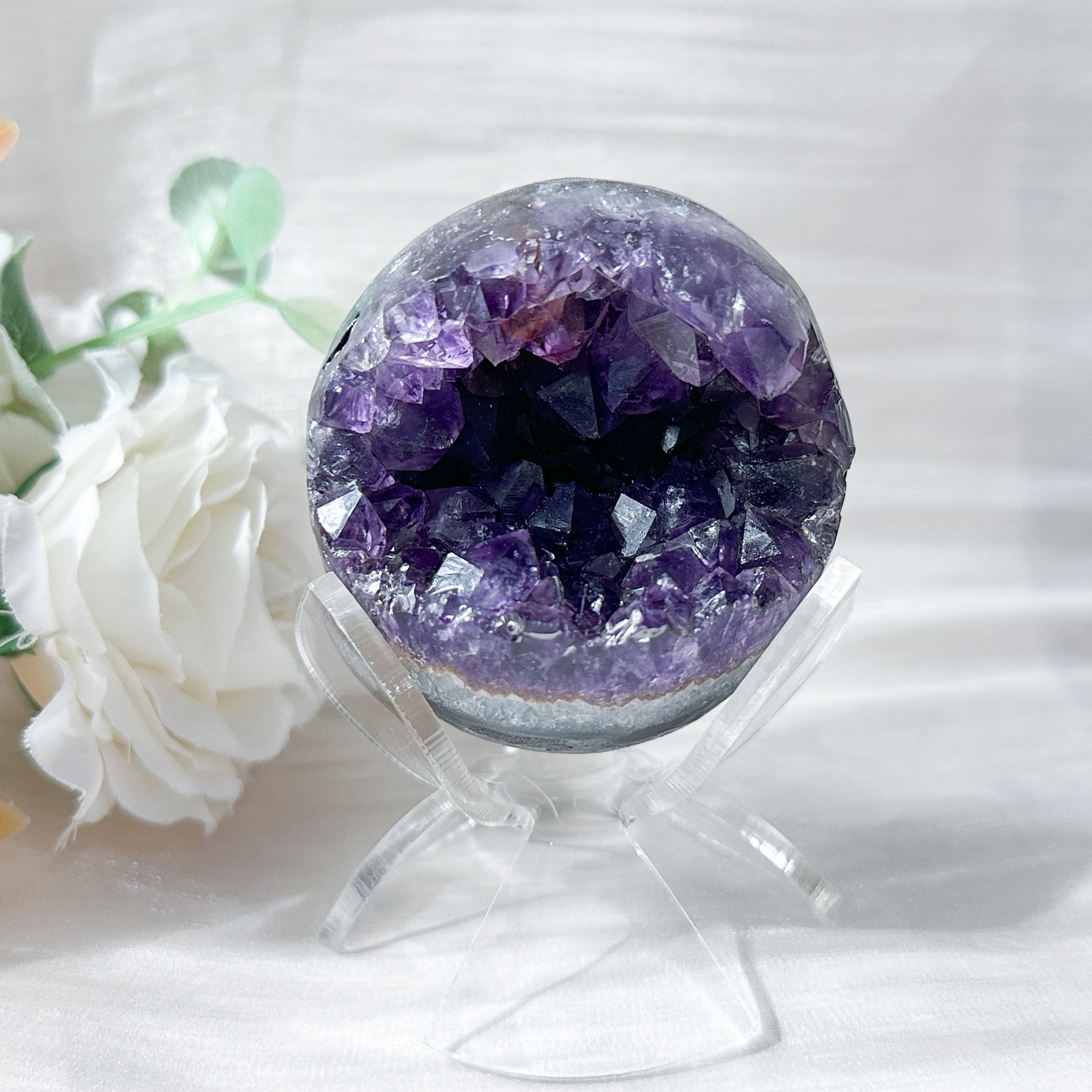 Amethyst Raw Sphere w Sphere Stand