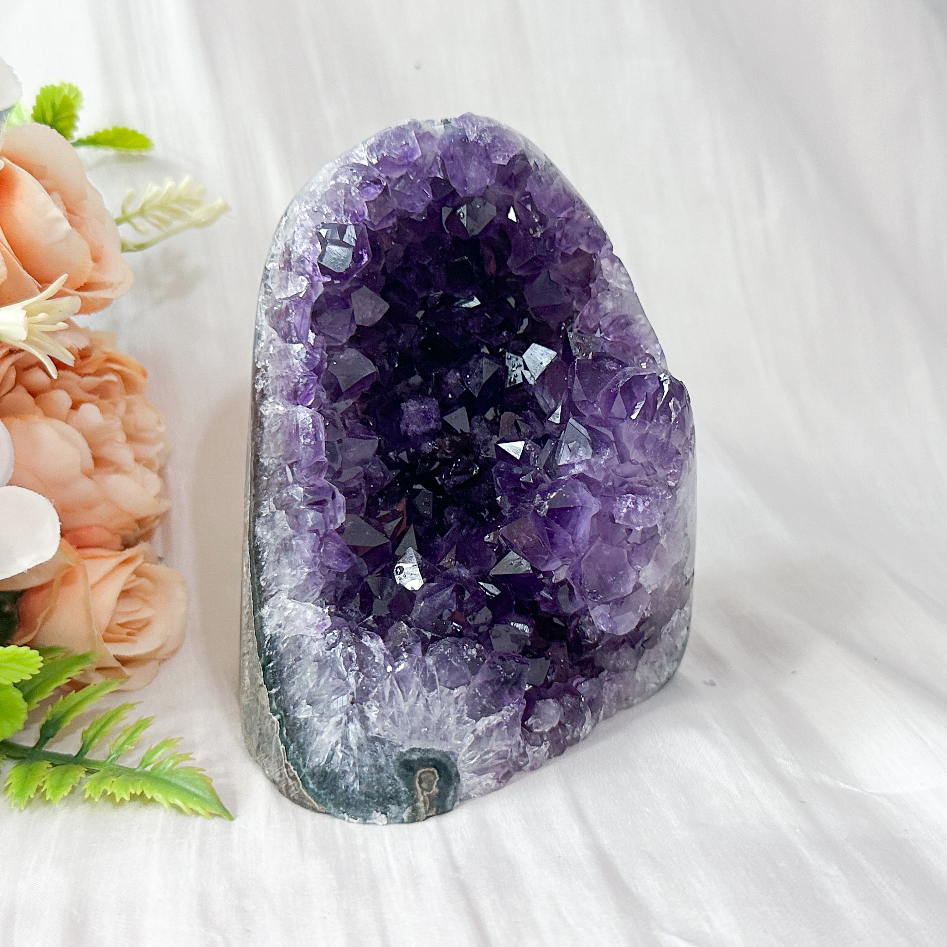 Amethyst Geode - 105mm