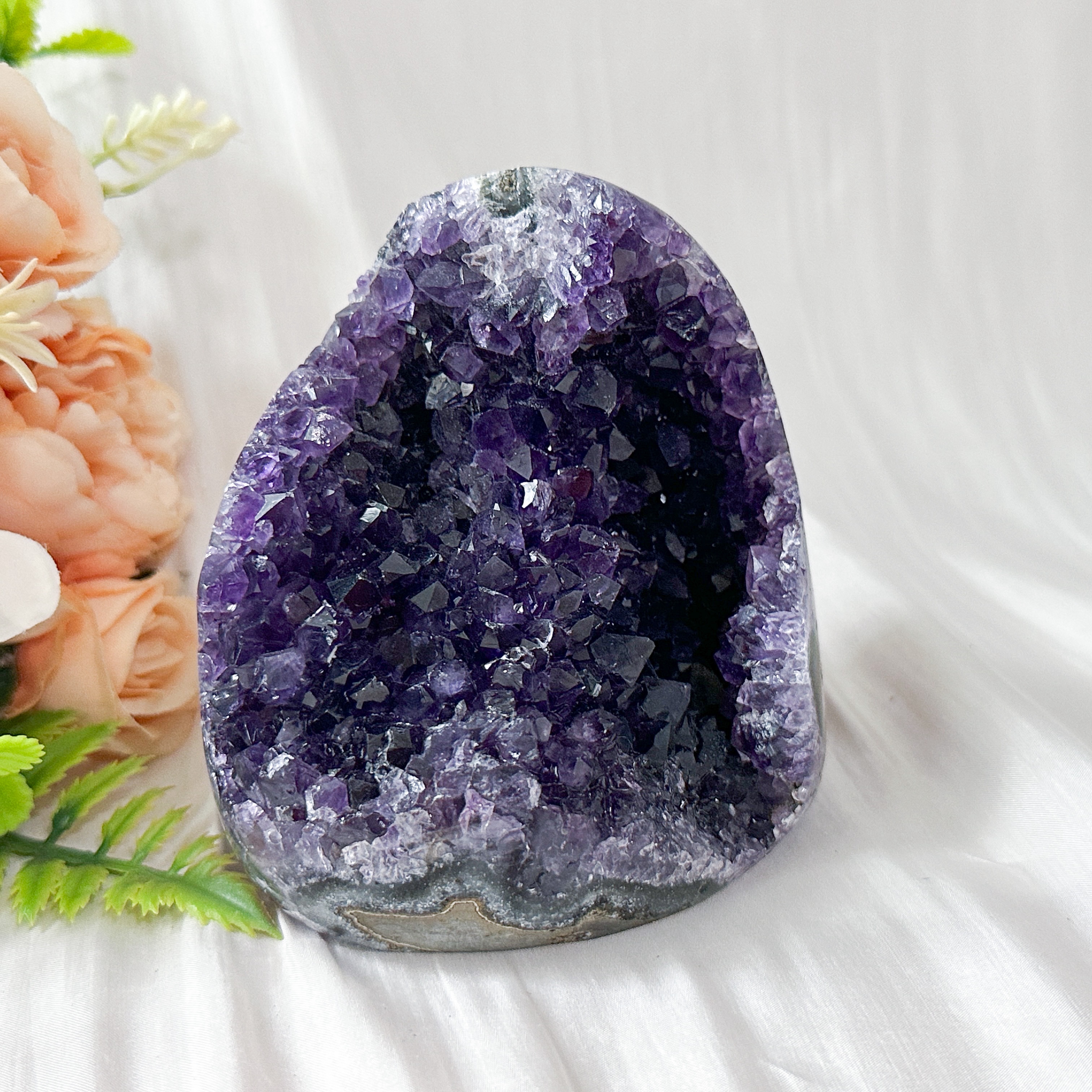 Amethyst Geode - 95mm