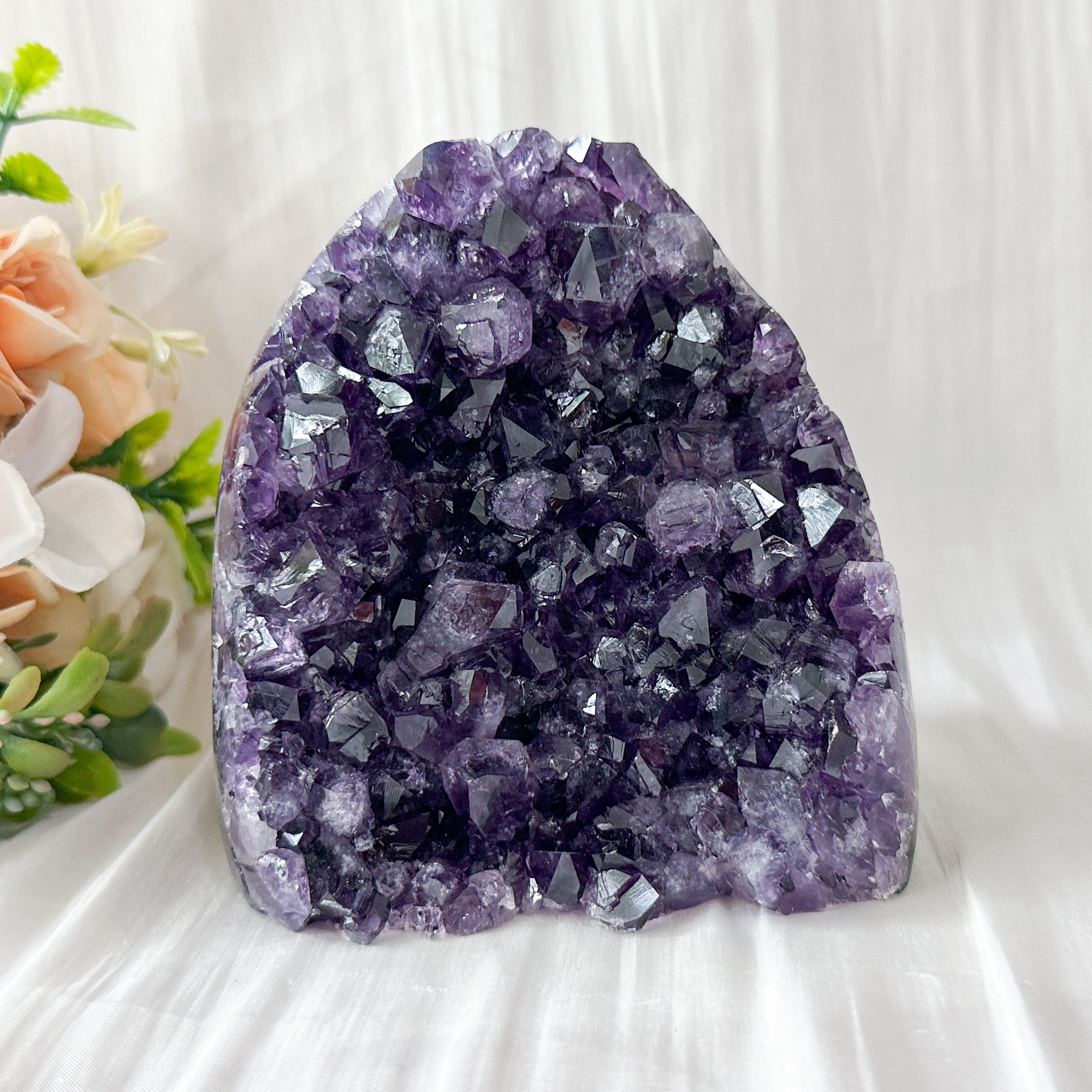 Amethyst Geode - 106mm