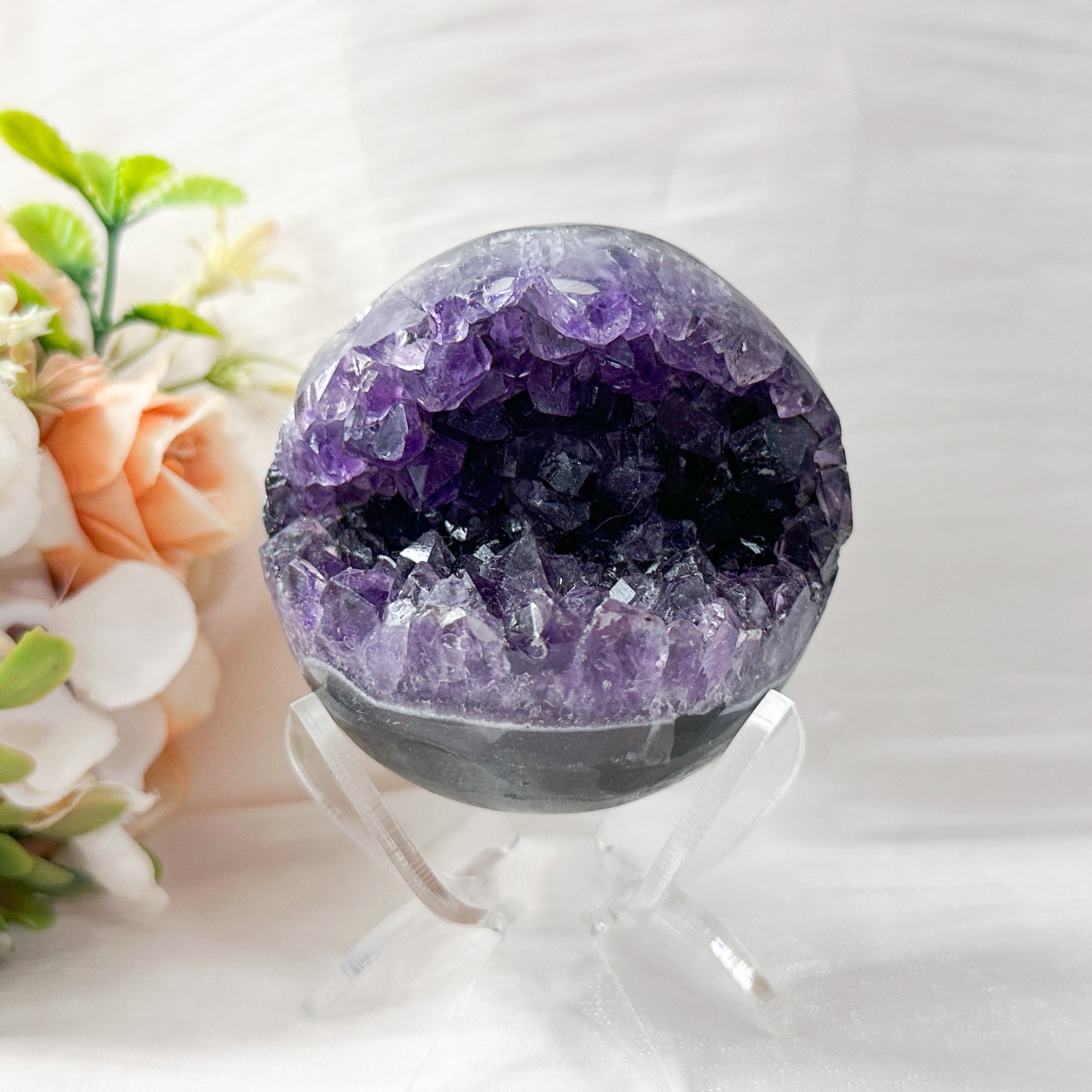 Amethyst Raw Sphere w Sphere Stand