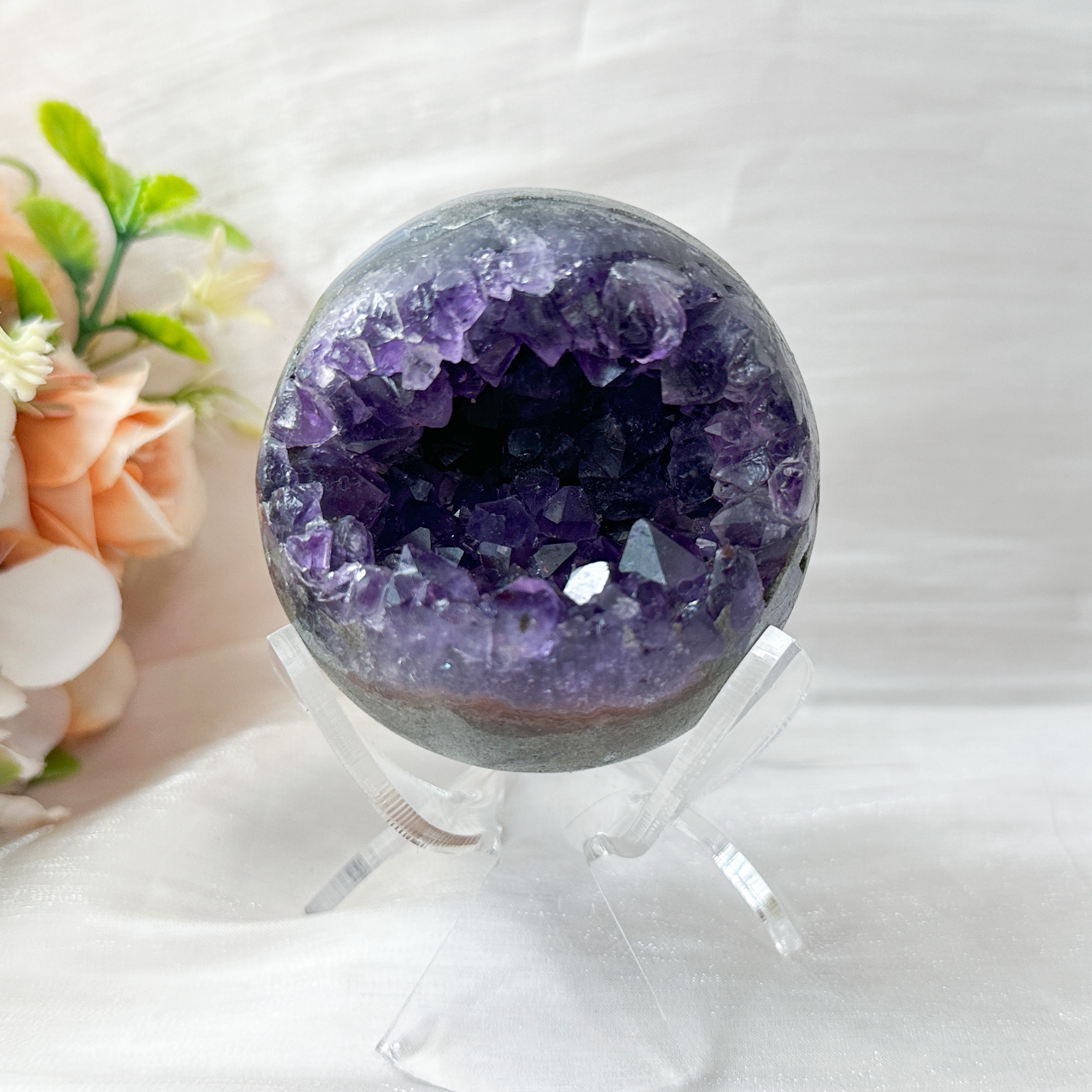 Amethyst Raw Sphere w Sphere Stand