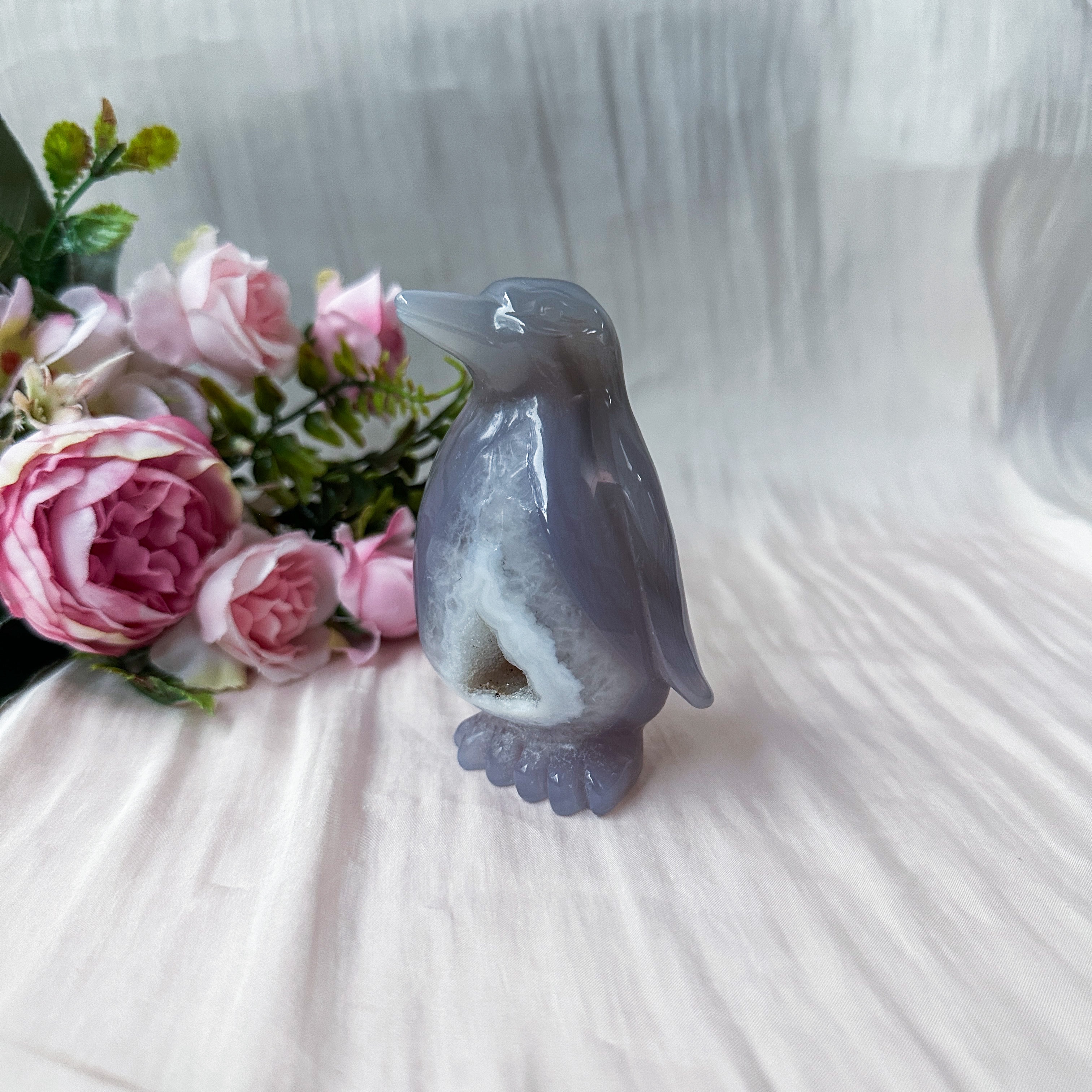Druzy Agate Penguin (68.9mm)