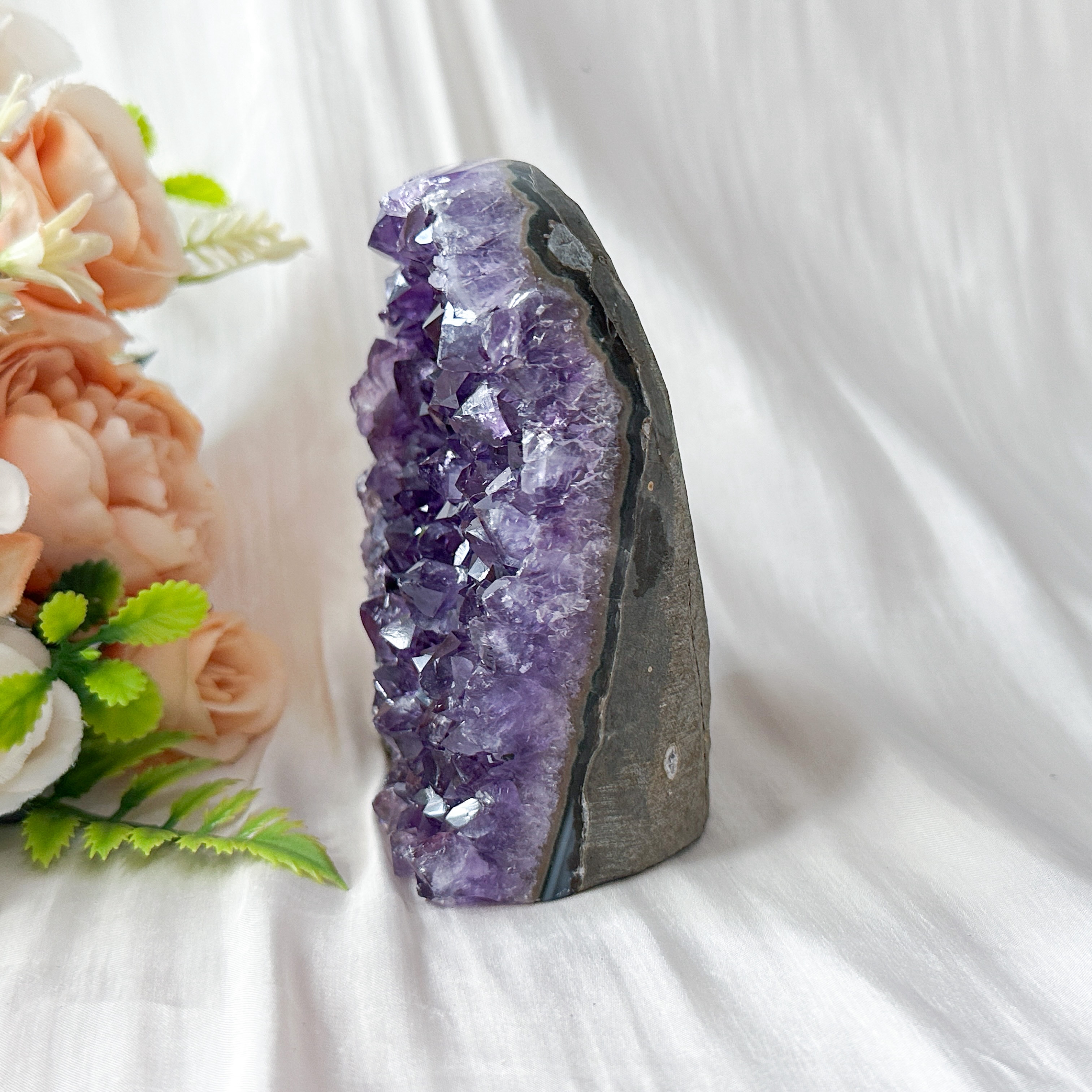 Amethyst Geode - 99mm