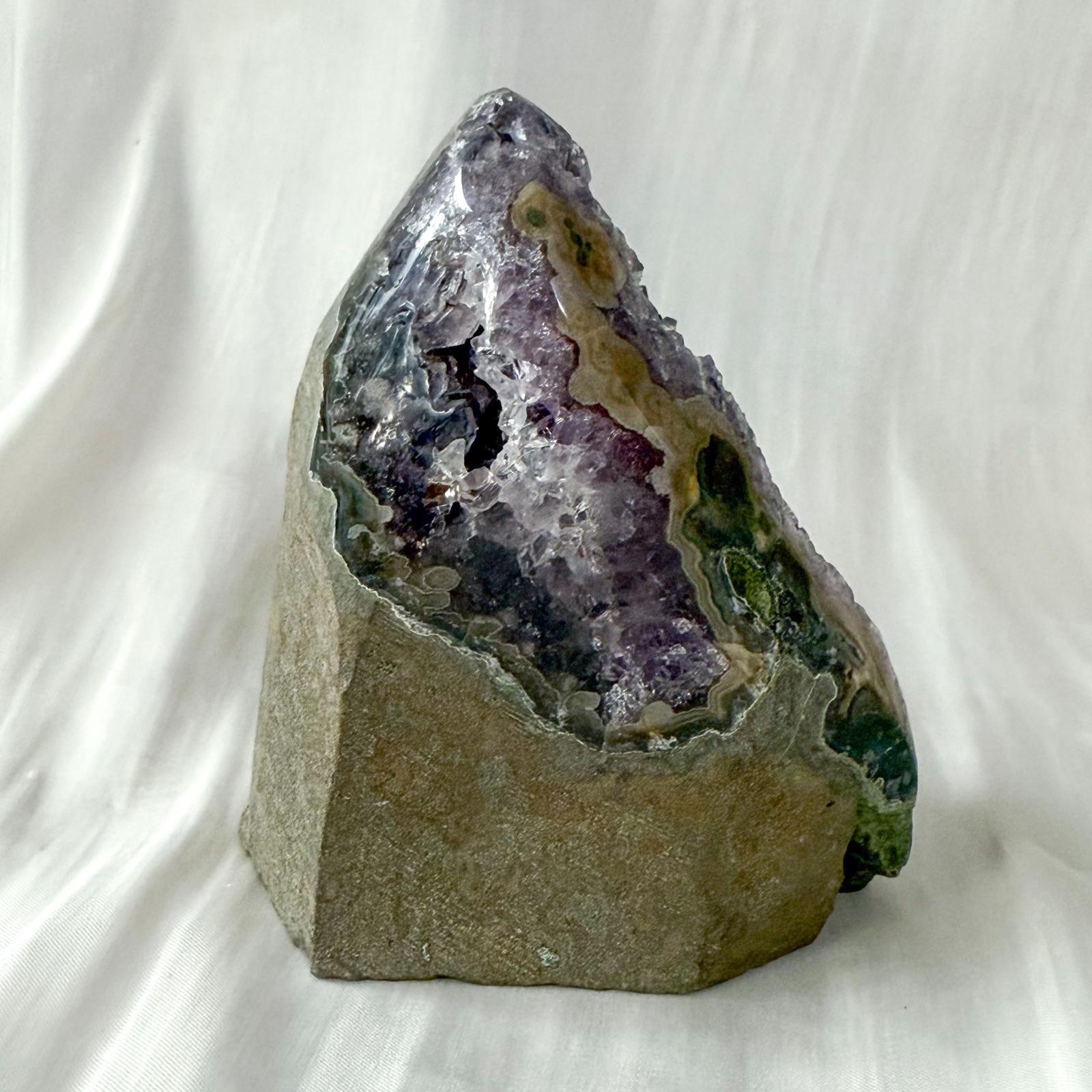 Amethyst Geode - 89mm
