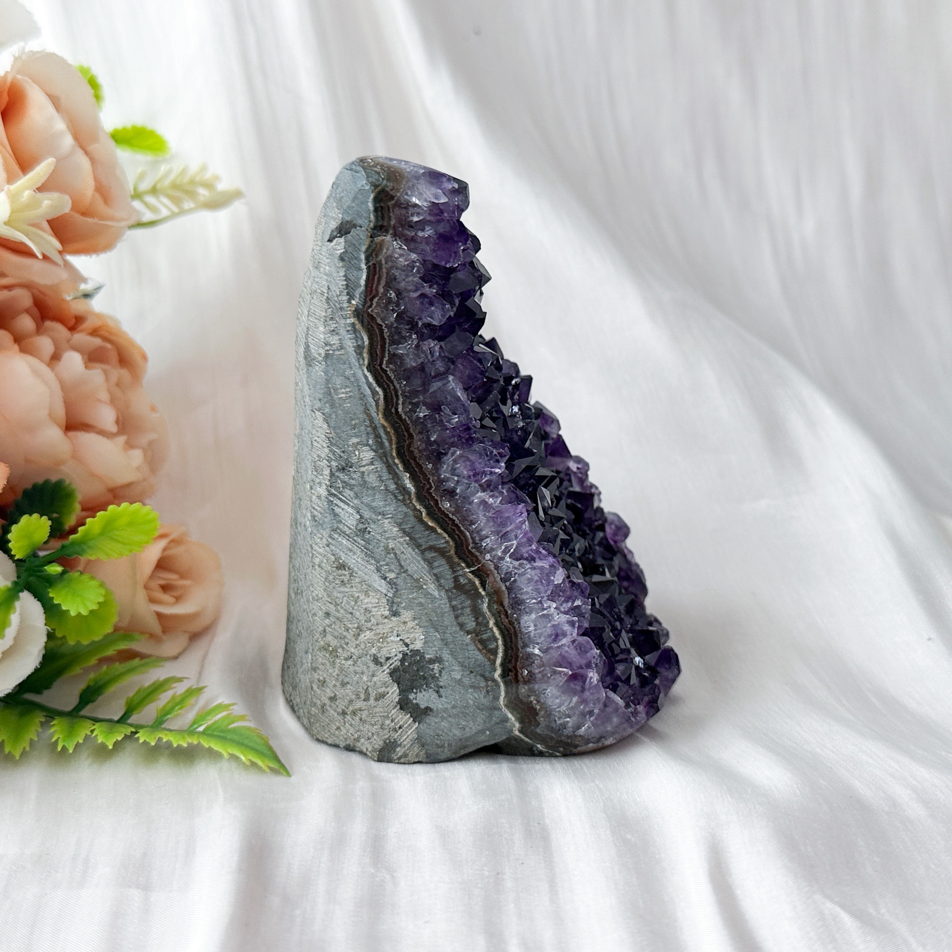 Amethyst Geode - 97mm