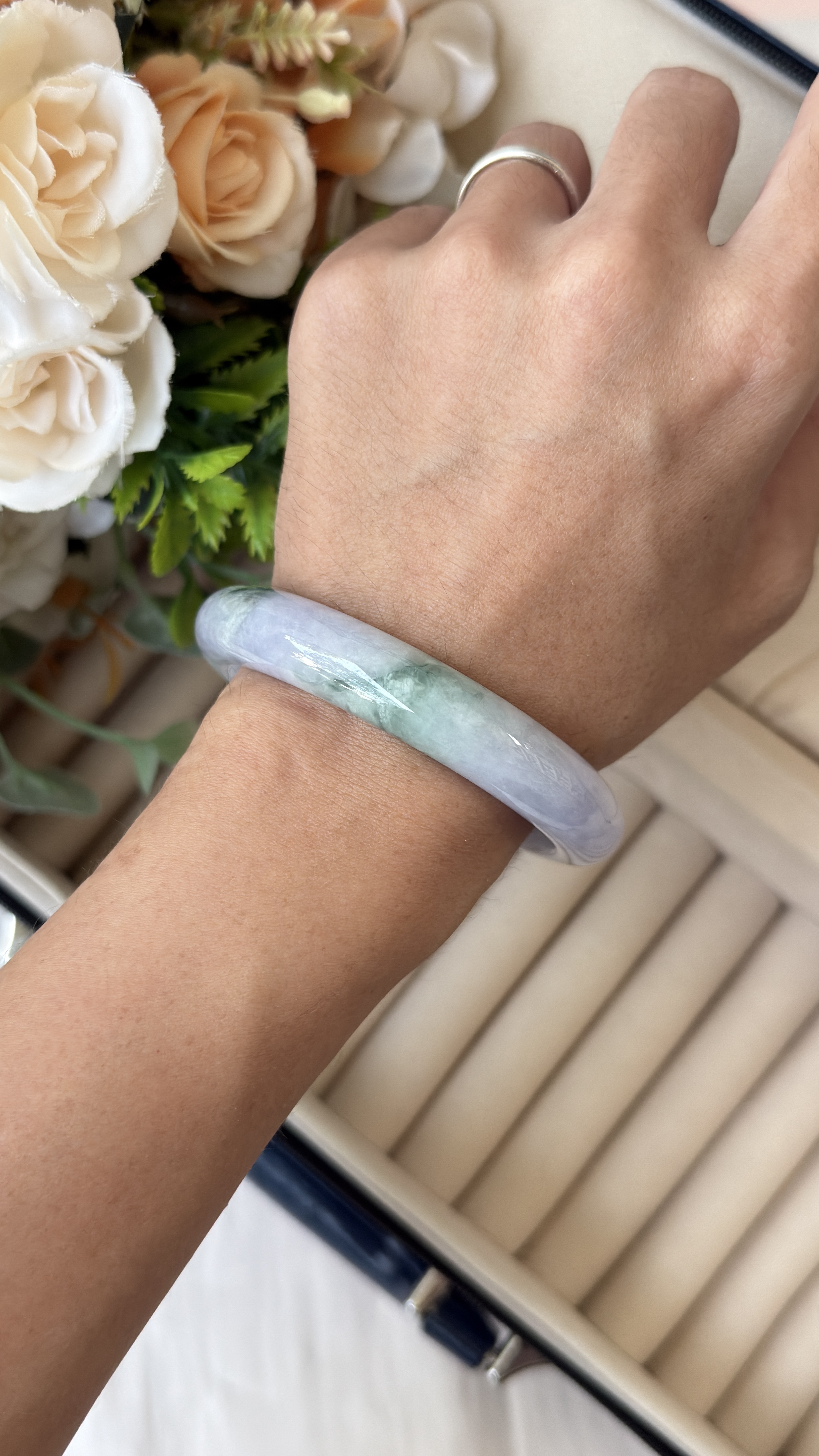 Grade A Lavender Flora Green Jade Bangle - S56/53.5g