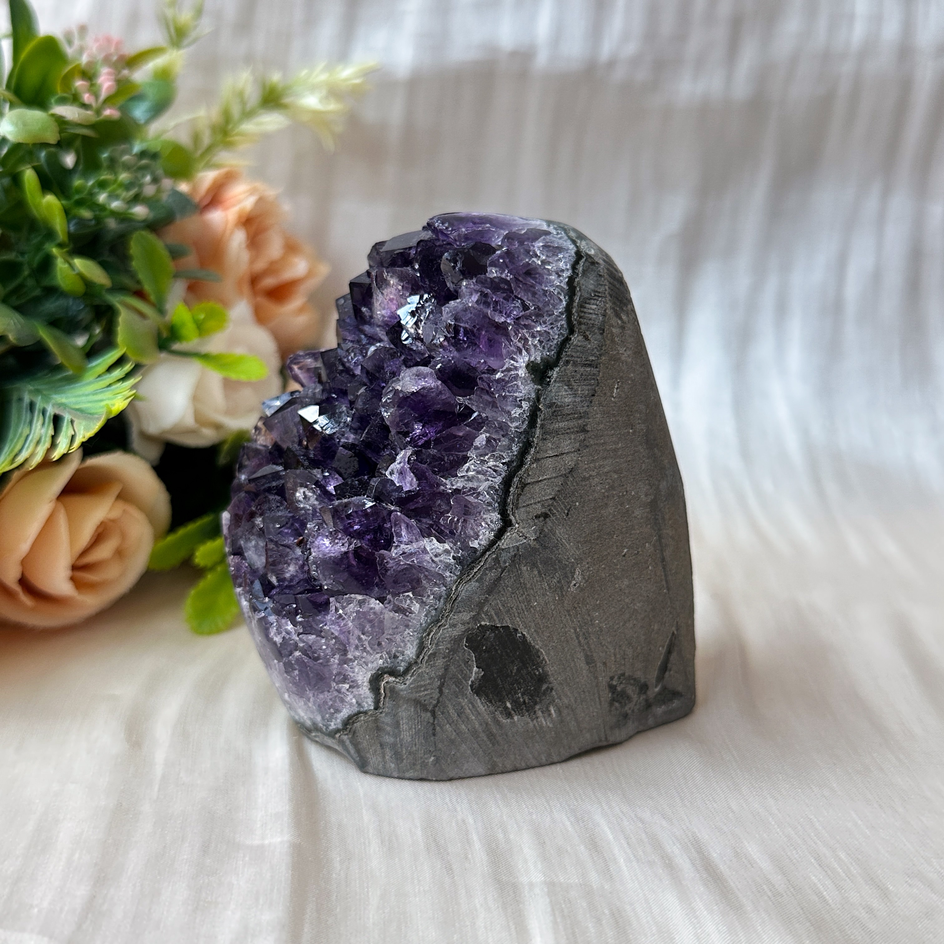 Amethyst Geode - 81.7mm