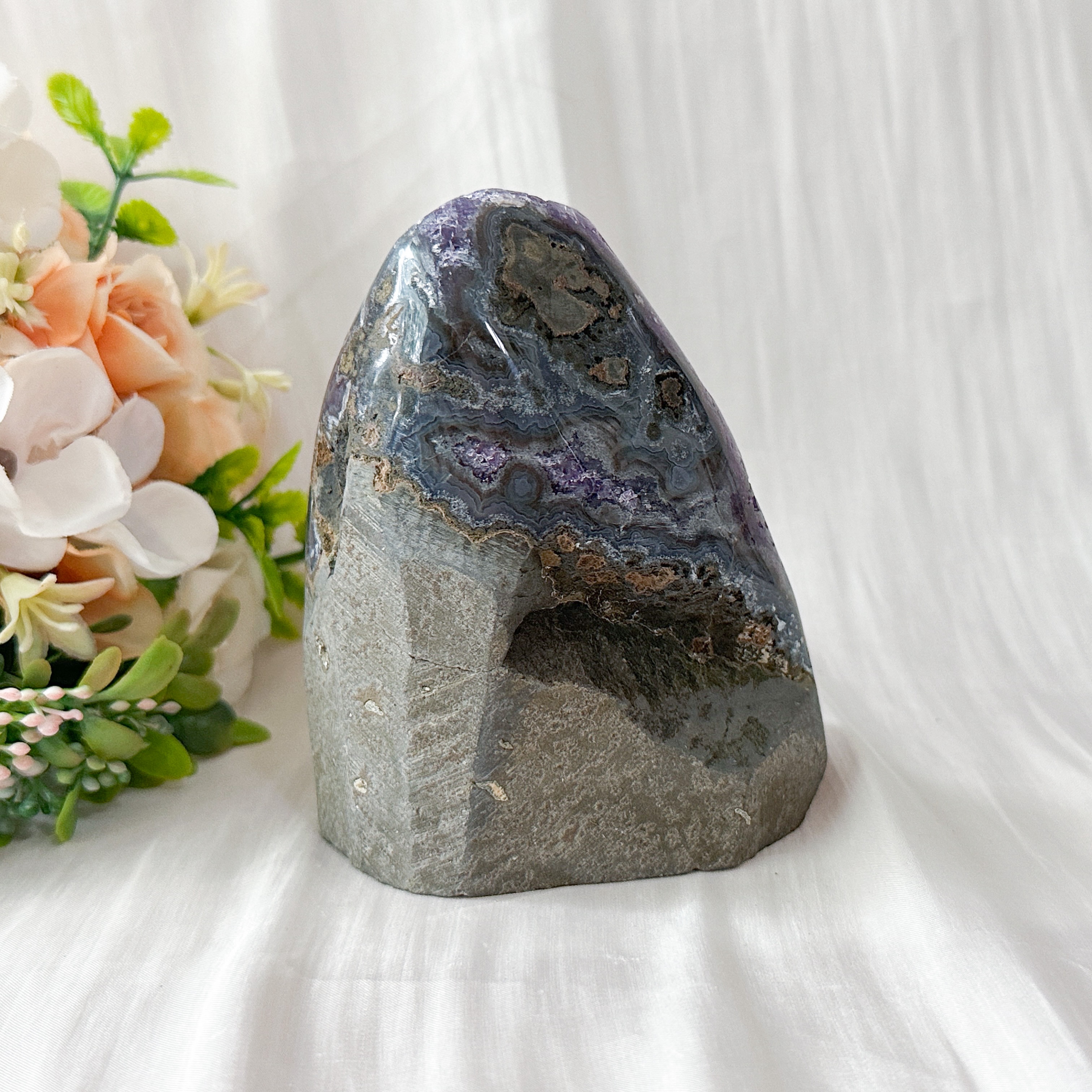 Amethyst Geode - 102mm