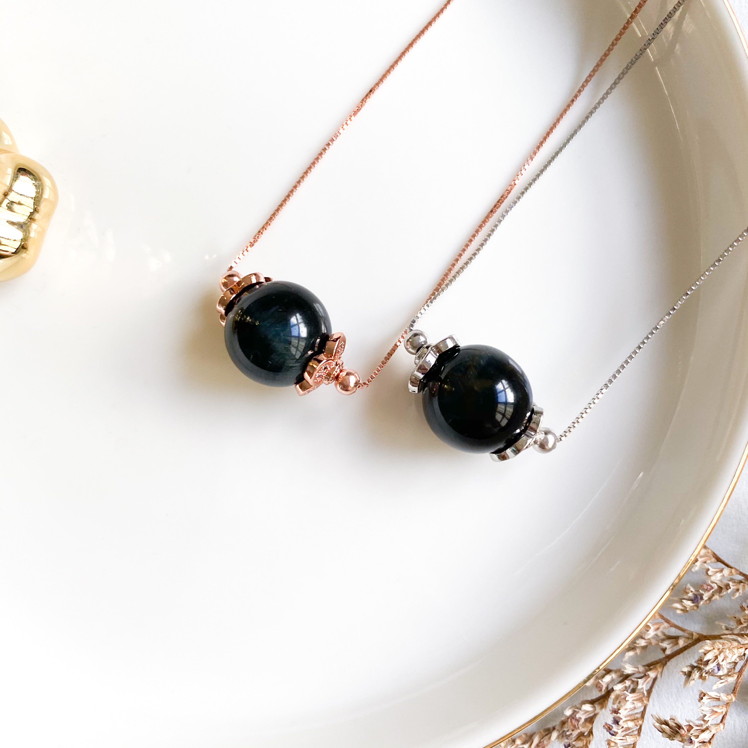 Blue Tiger’s Eye Solitaire Necklace