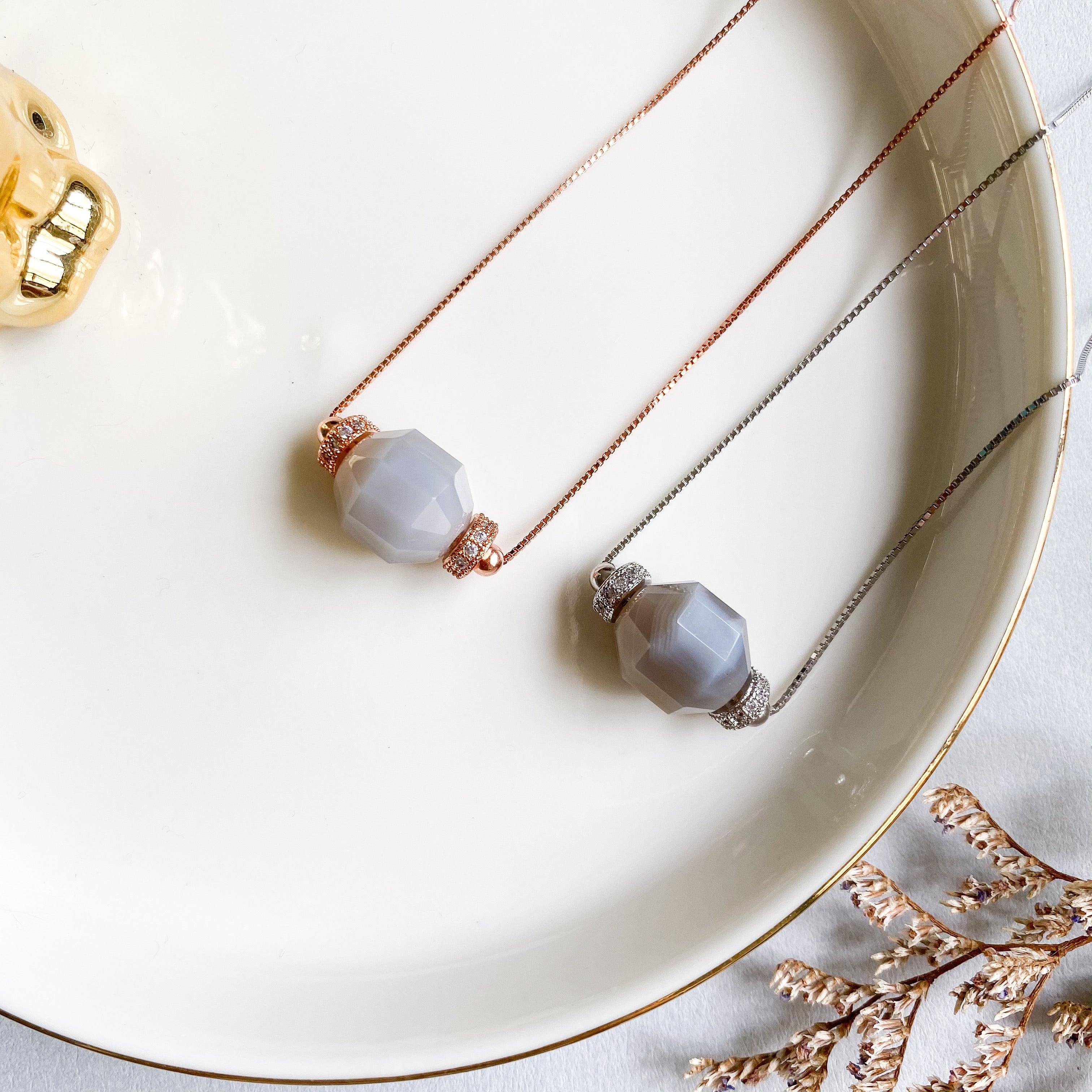 Botswana Agate Geometric Necklace (Light)