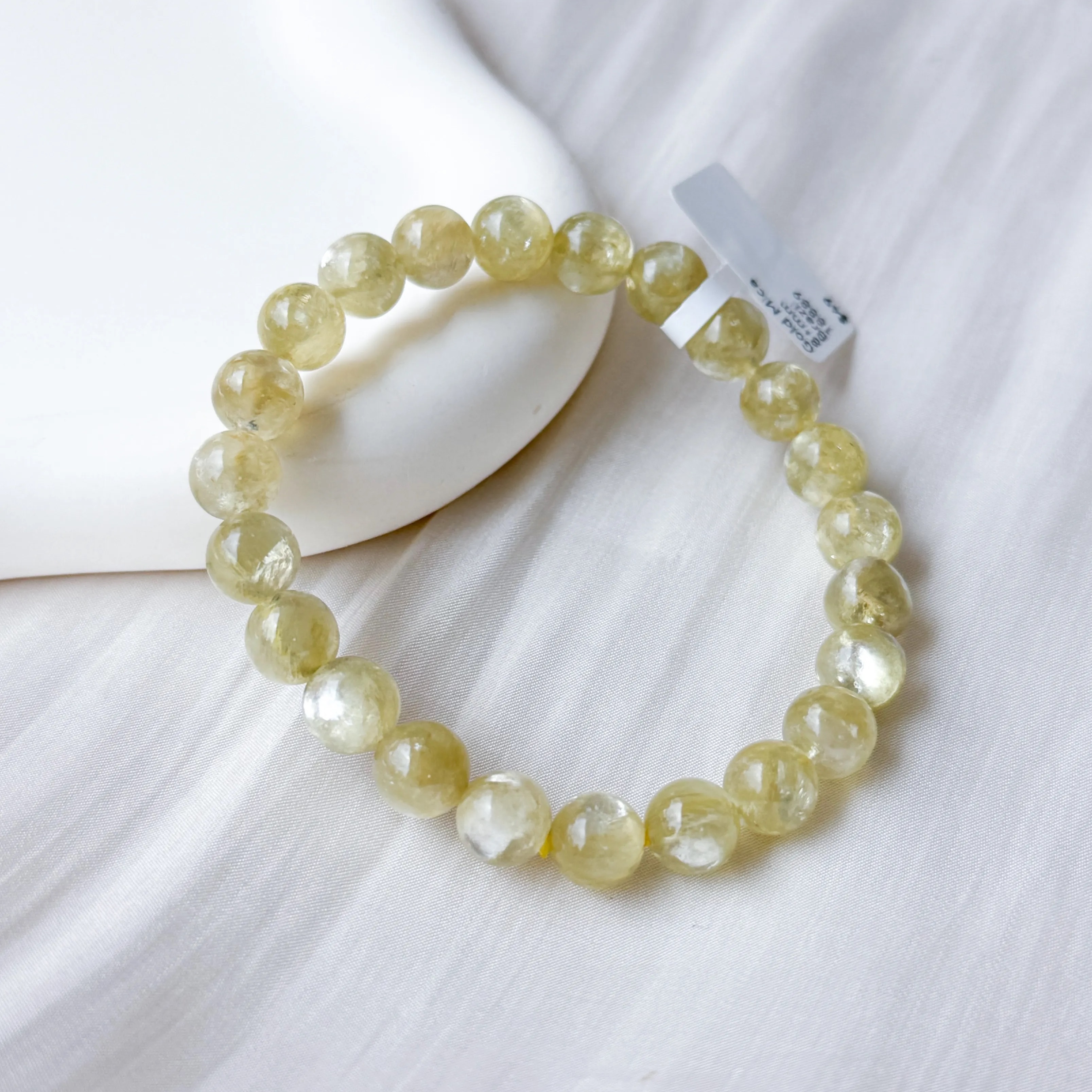 Gold Mica 8+mm Bracelet